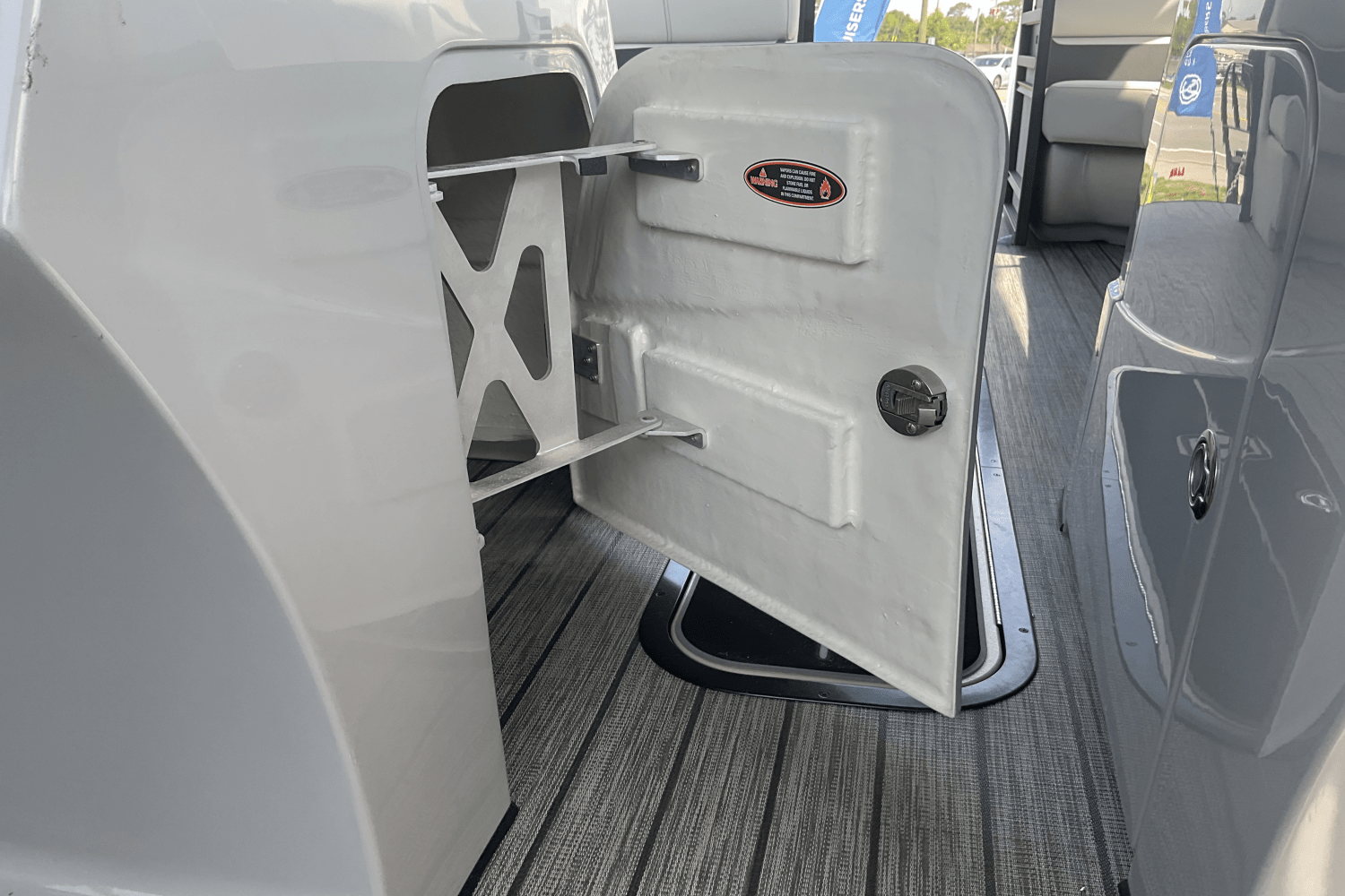 2025 Harris 250 Solstice DC Image Thumbnail #17