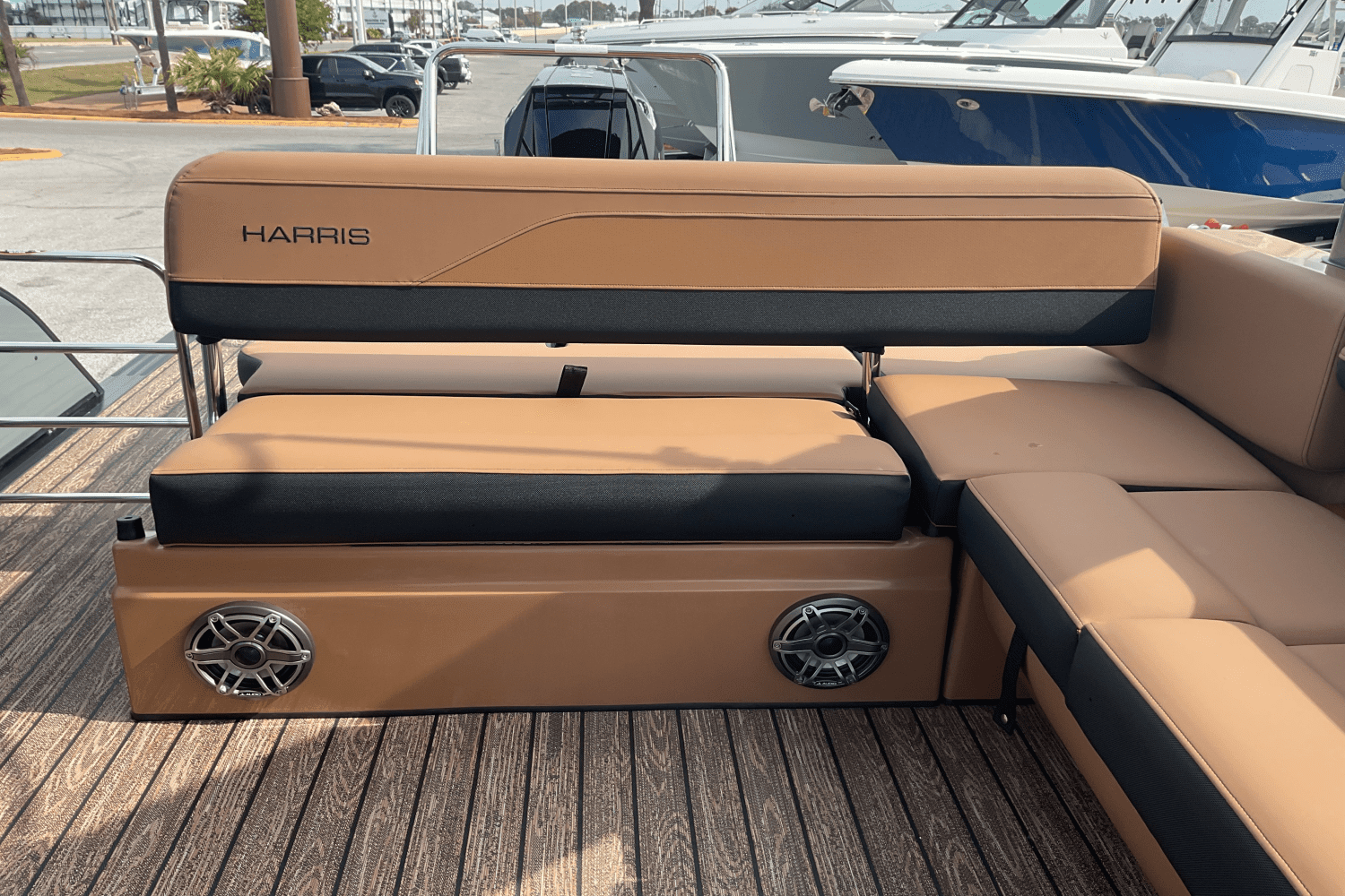2025 Harris Grand Mariner 250 Image Thumbnail #11