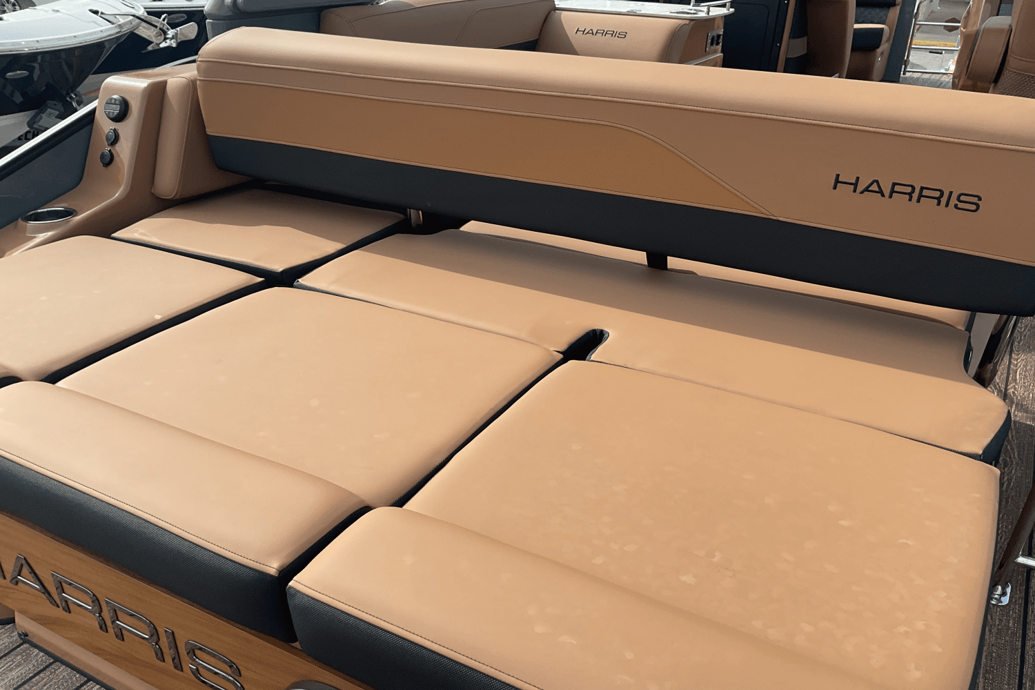 2025 Harris Grand Mariner 250 Image Thumbnail #32