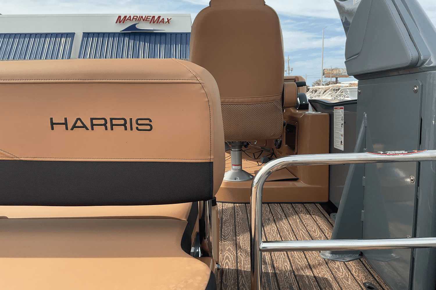 2025 Harris Grand Mariner 250 Image Thumbnail #10