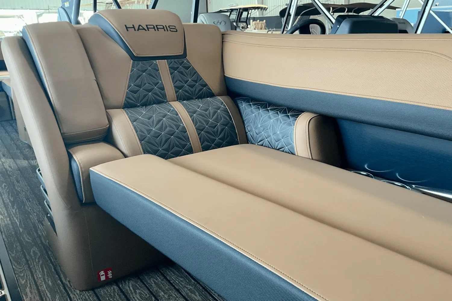 2025 Harris Grand Mariner 250 Image Thumbnail #16