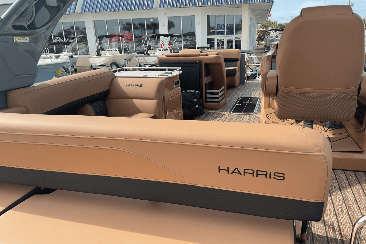 2025 Harris Grand Mariner 250 Image Thumbnail #9