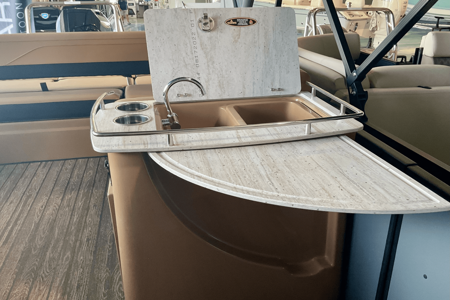2025 Harris Grand Mariner 250 Image Thumbnail #20