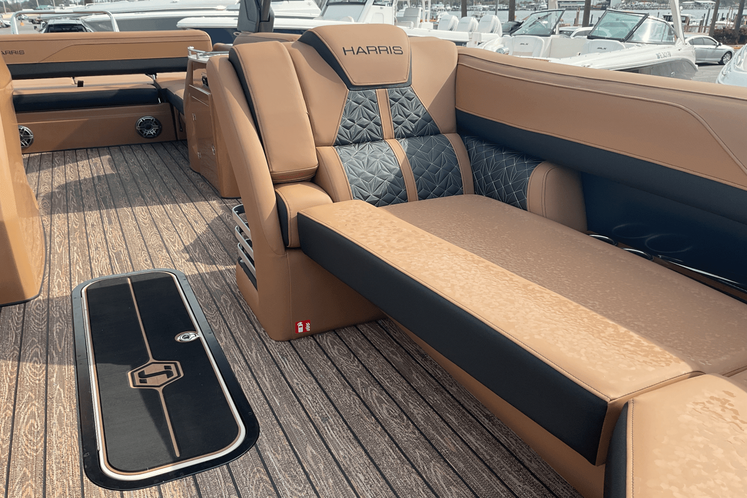 2025 Harris Grand Mariner 250 Image Thumbnail #24