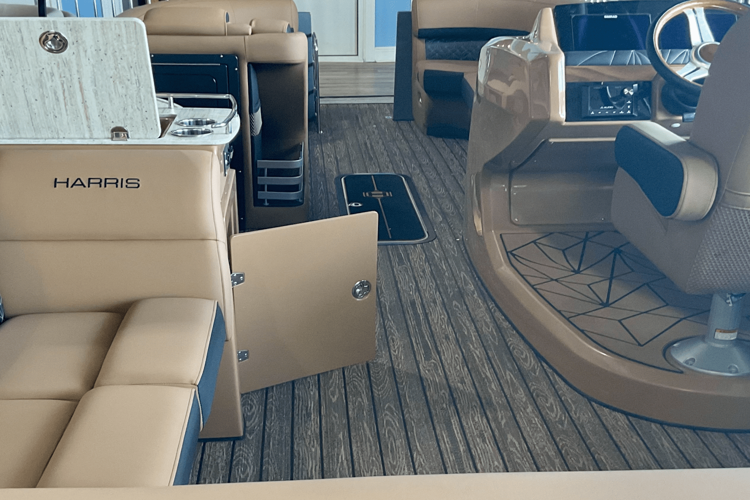 2025 Harris Grand Mariner 250 Image Thumbnail #27