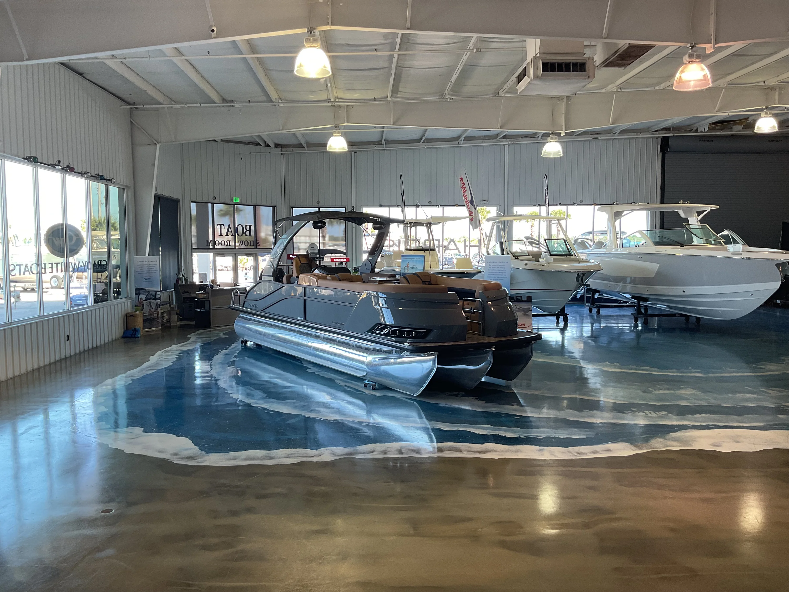 2025 Harris Grand Mariner 250 Image Thumbnail #8