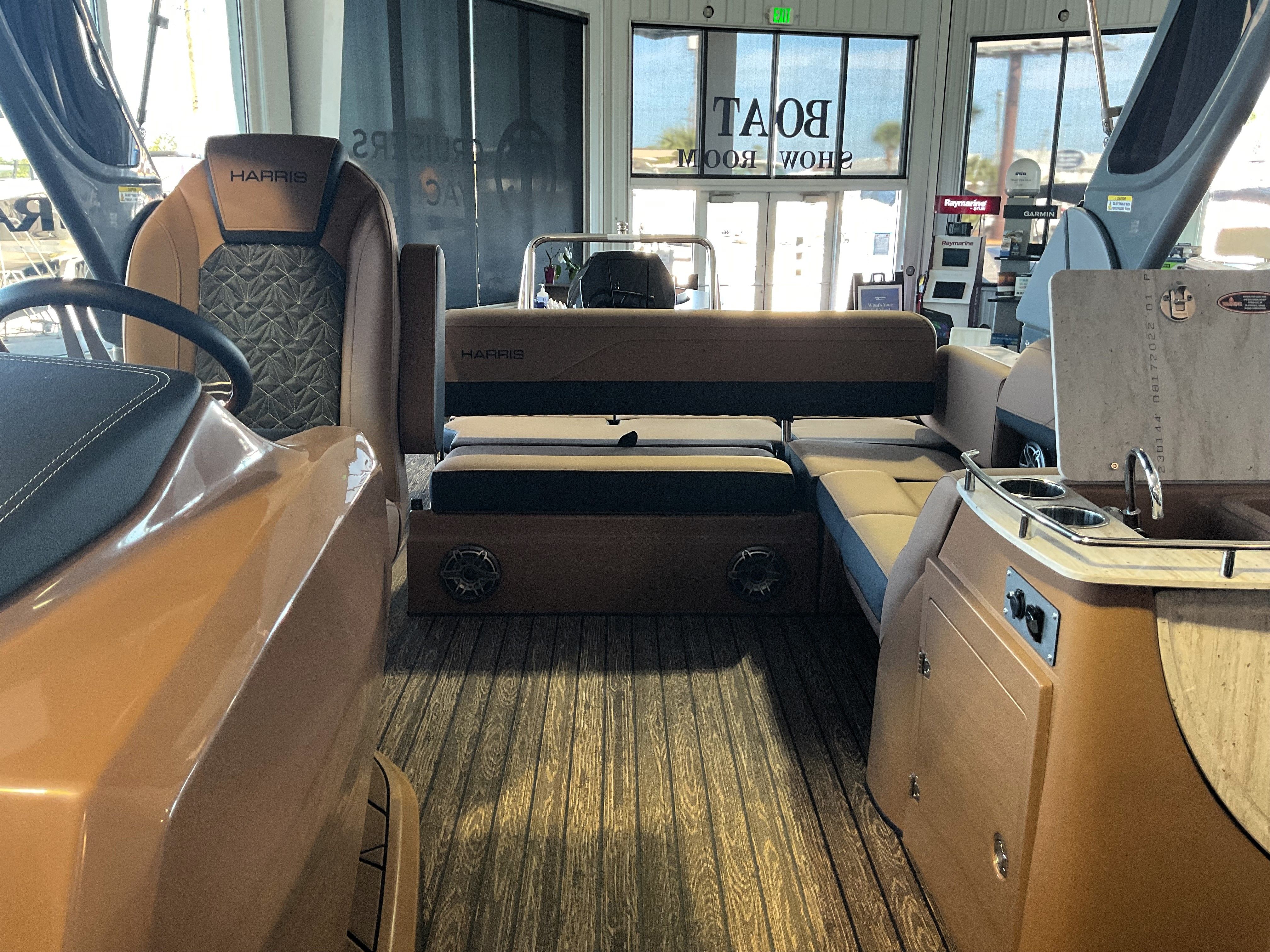 2025 Harris Grand Mariner 250 Image Thumbnail #29