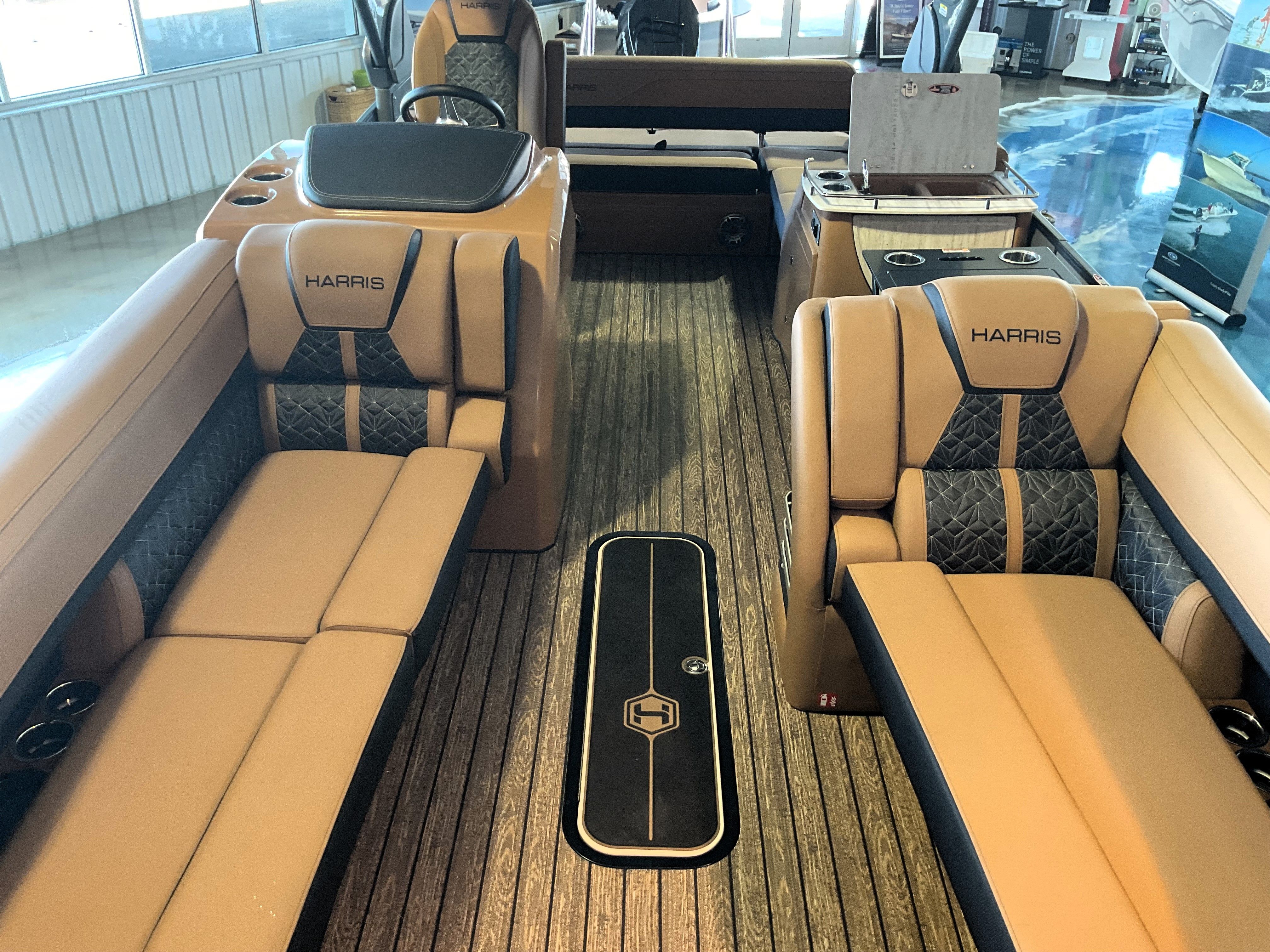 2025 Harris Grand Mariner 250 Image Thumbnail #24