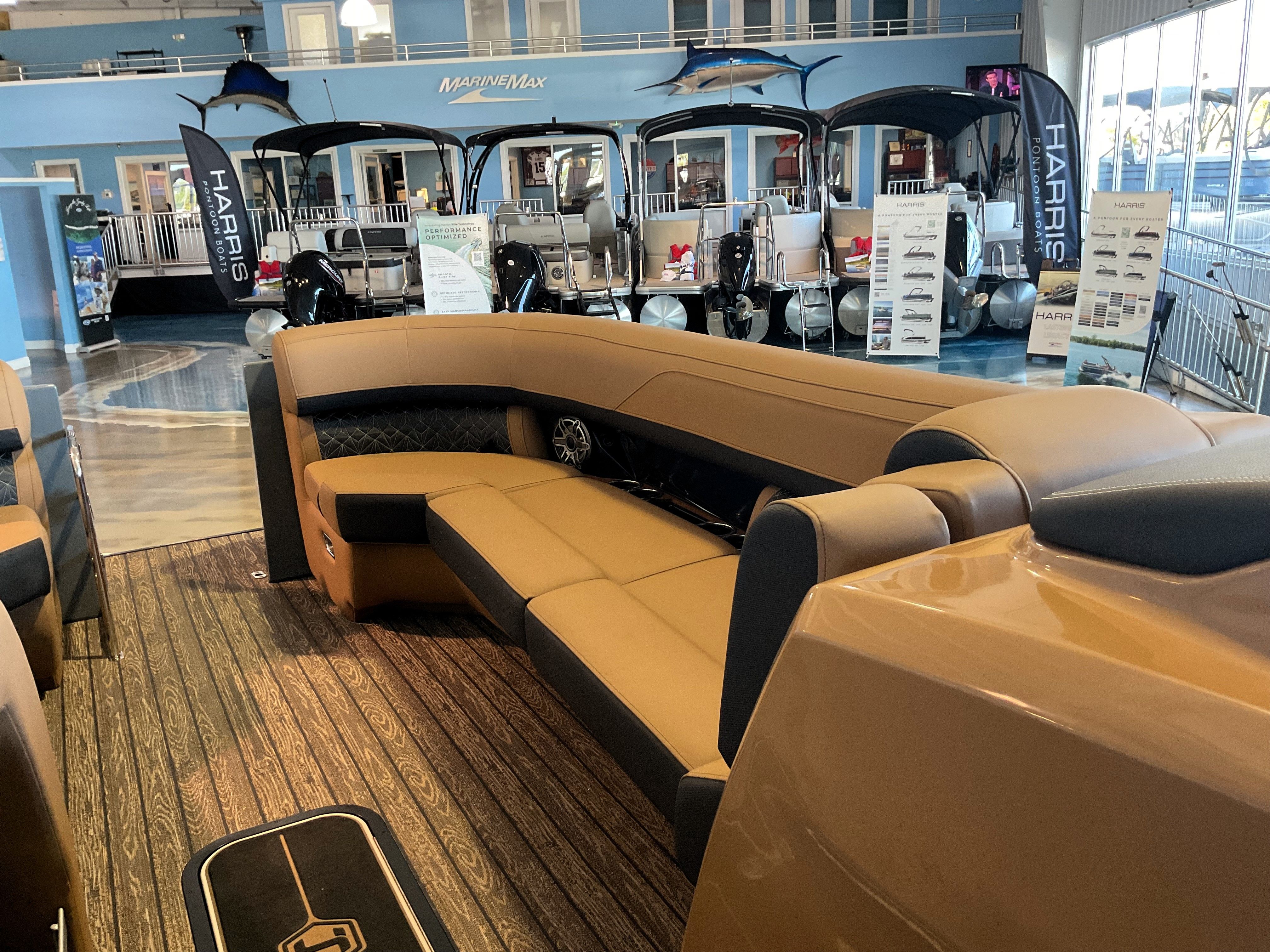 2025 Harris Grand Mariner 250 Image Thumbnail #26