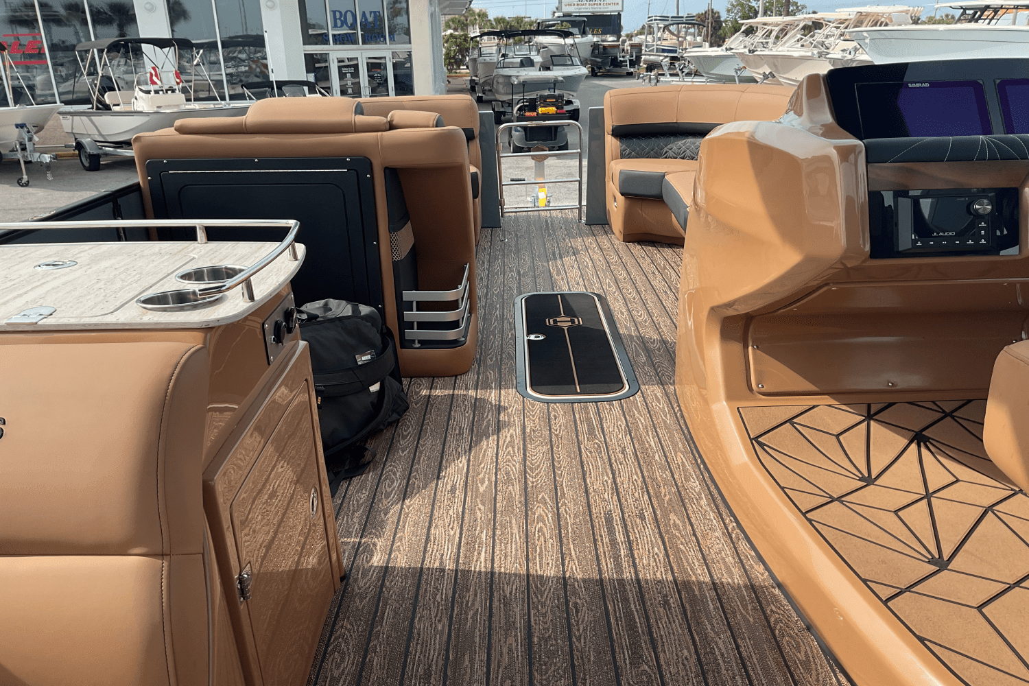 2025 Harris Grand Mariner 250 Image Thumbnail #14