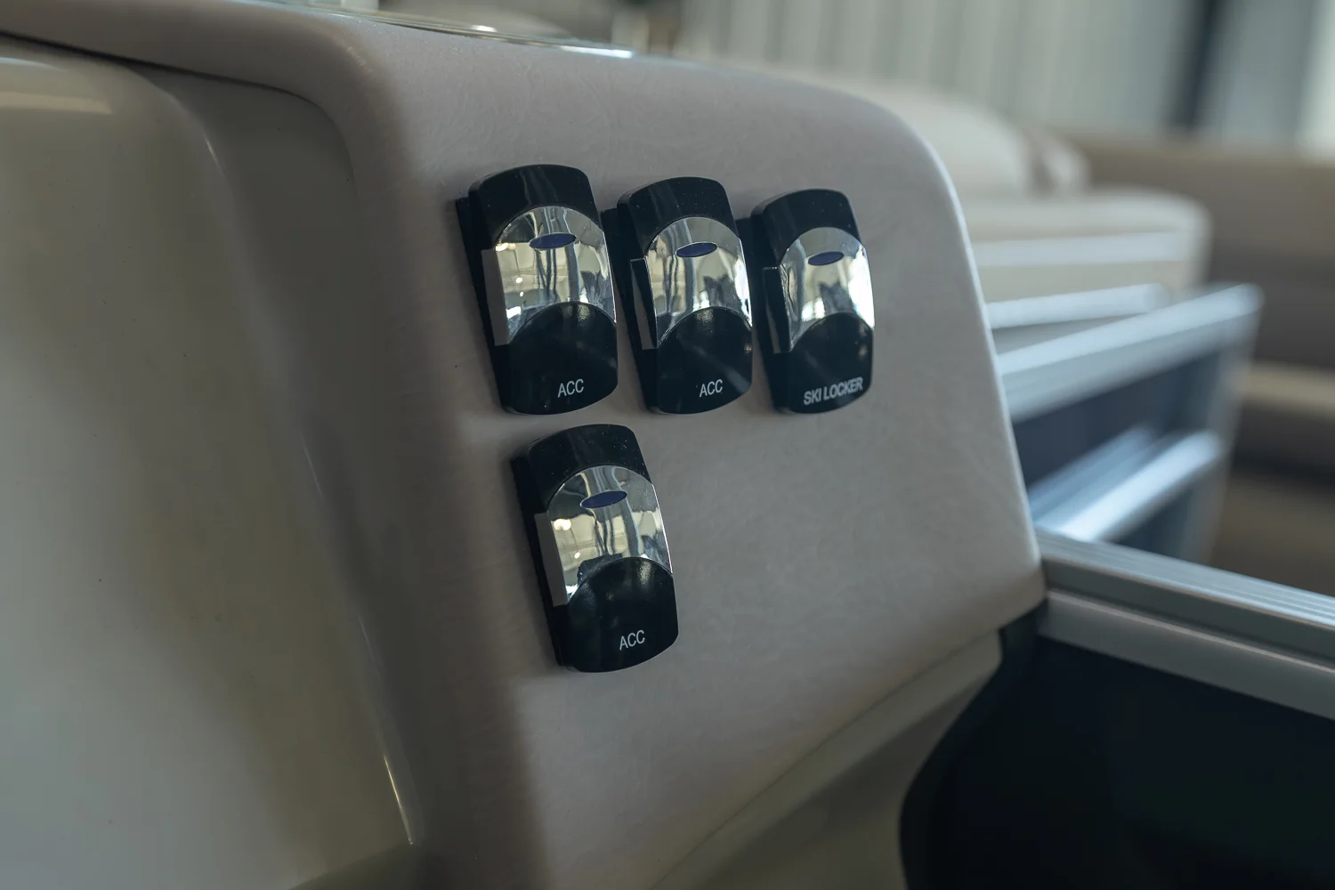 2025 Harris Breeze 230 Image Thumbnail #15