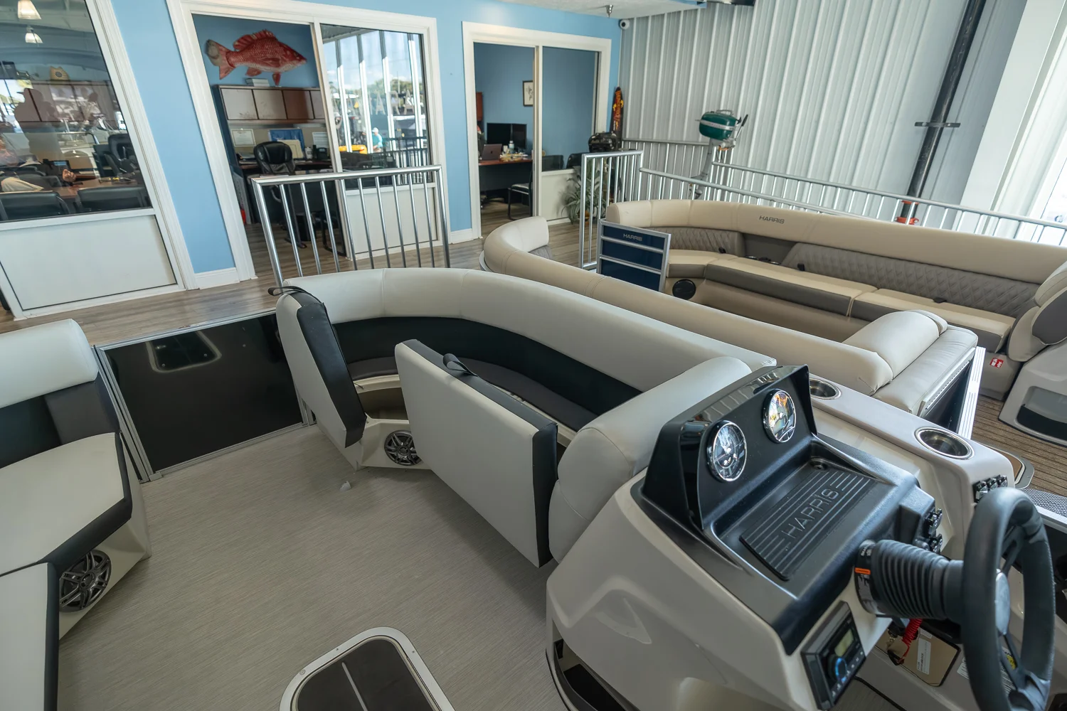 2025 Harris Breeze 230 Image Thumbnail #6