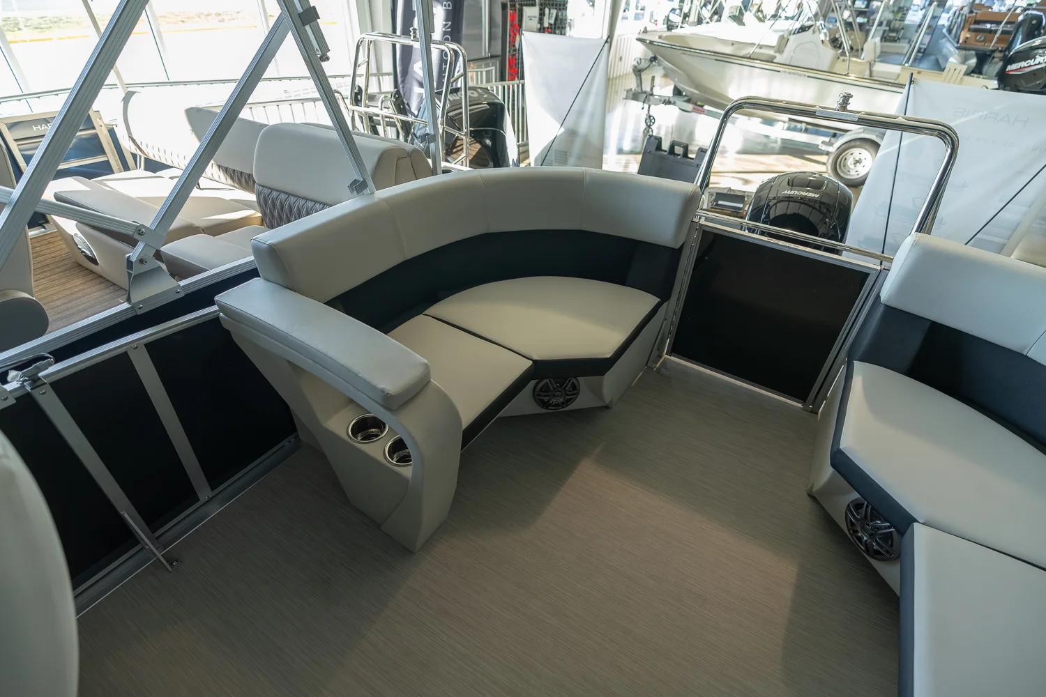 2025 Harris Breeze 230 Image Thumbnail #20