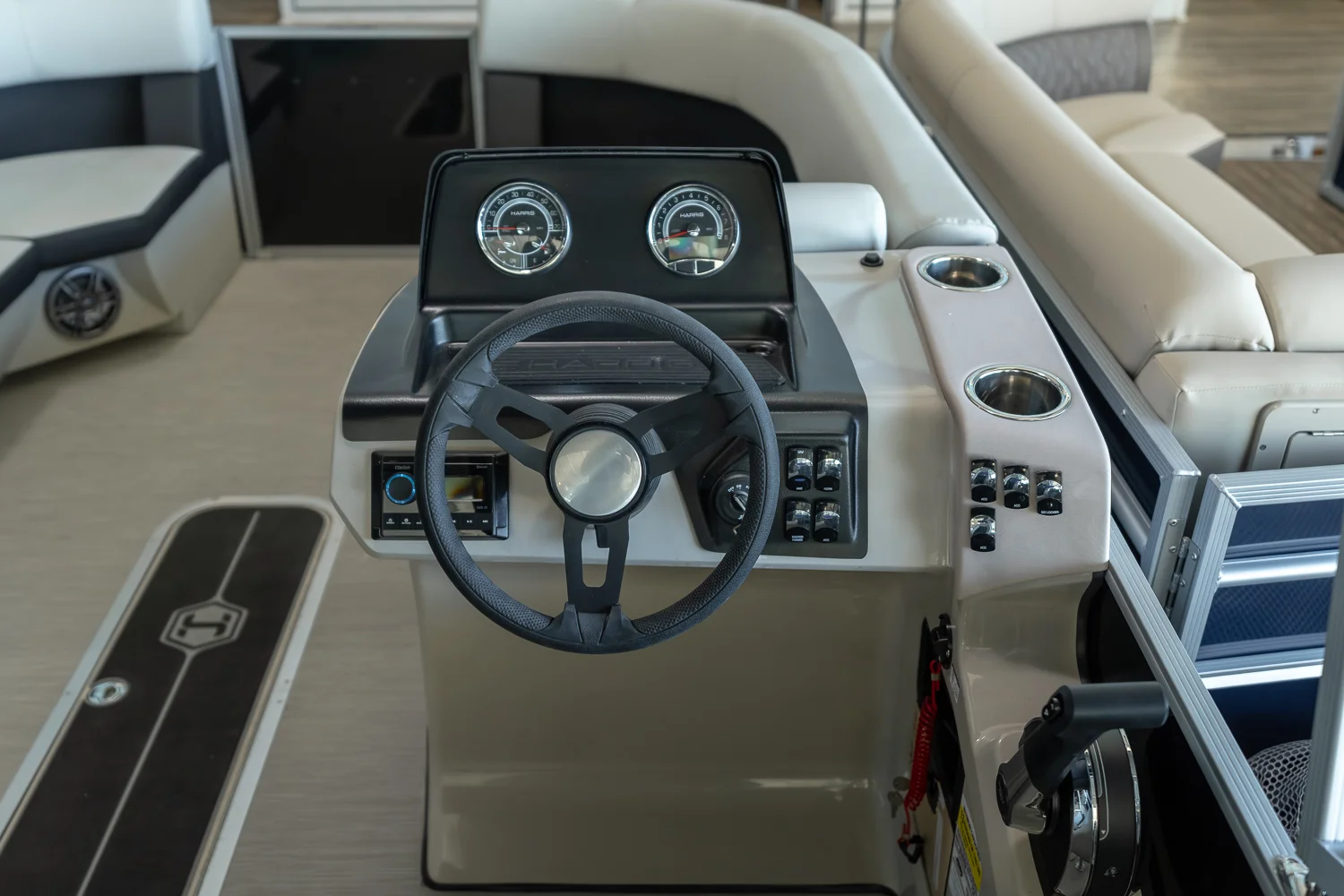 2025 Harris Breeze 230 Image Thumbnail #10