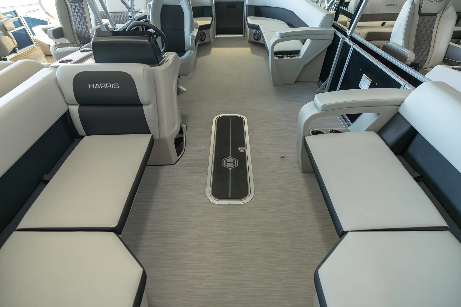 2025 Harris Breeze 230 Image Thumbnail #7