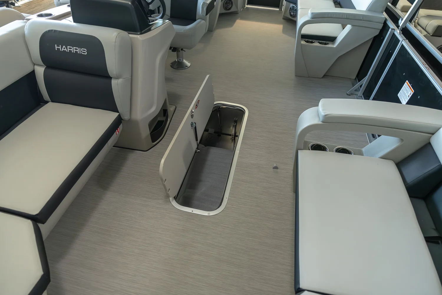 2025 Harris Breeze 230 Image Thumbnail #8