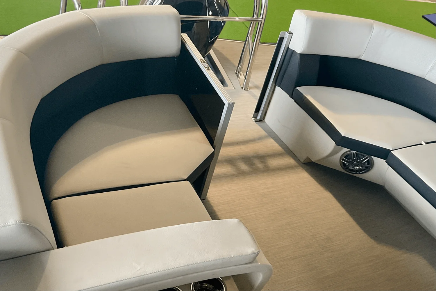 2025 Harris Breeze 230 Image Thumbnail #10