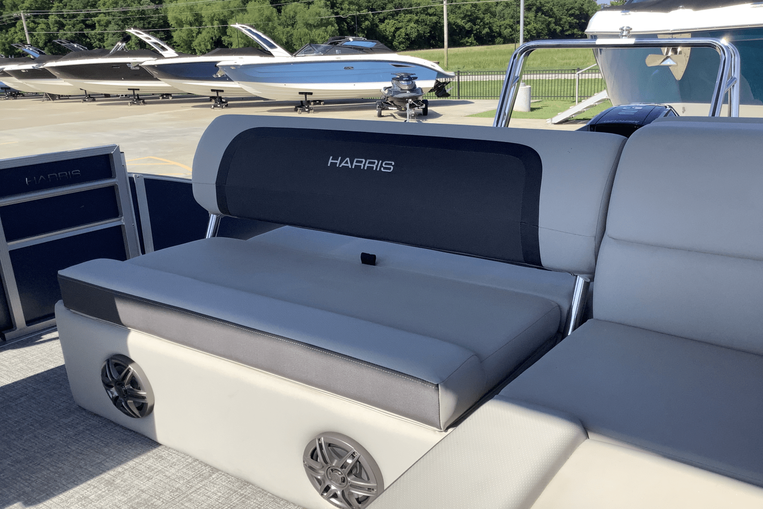 2025 Harris 250 Cruiser Image Thumbnail #10