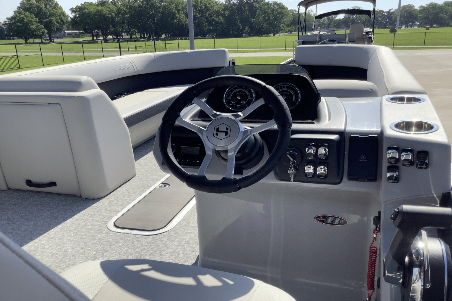 2025 Harris 250 Cruiser Image Thumbnail #15