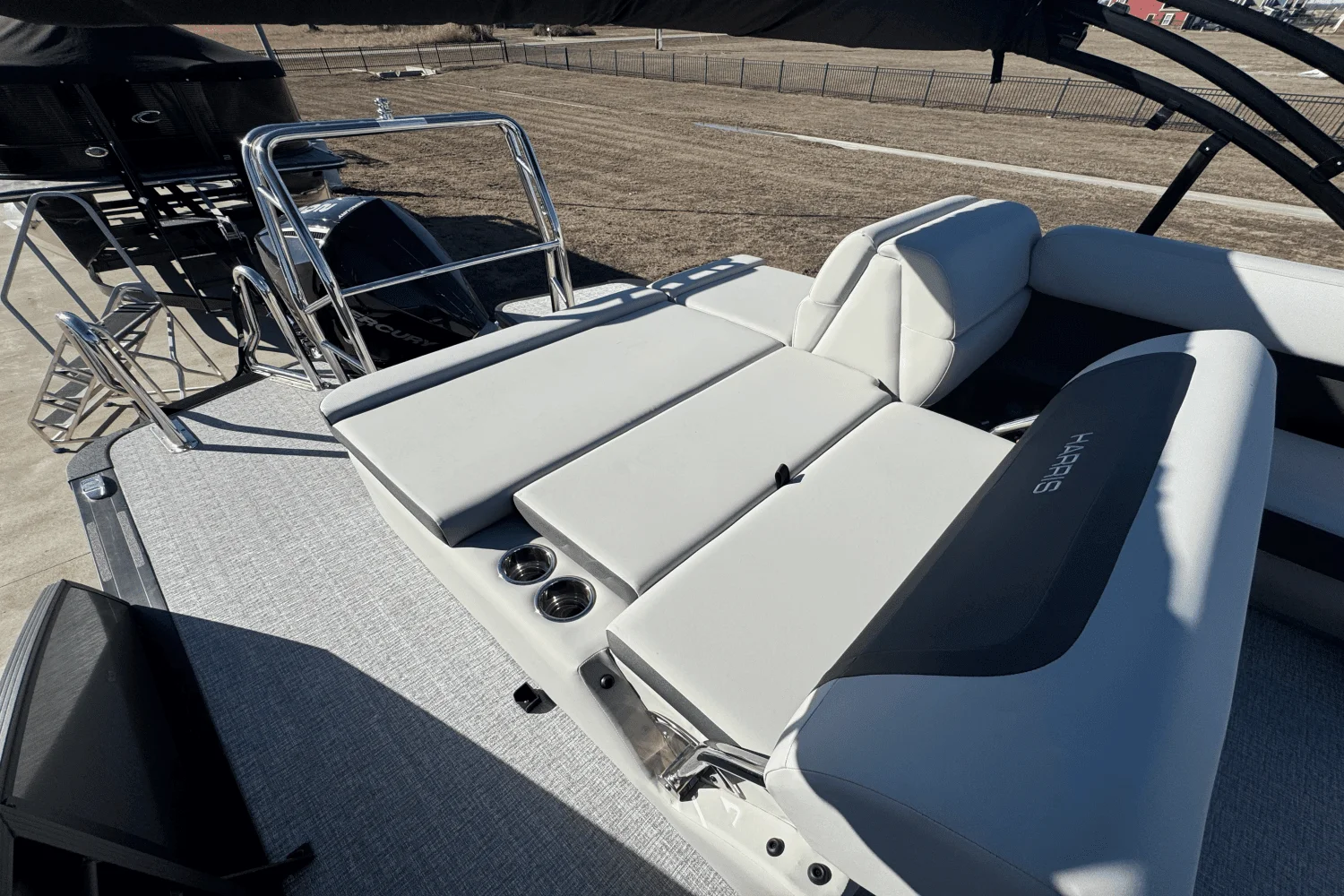 2025 Harris 250 Cruiser Image Thumbnail #10