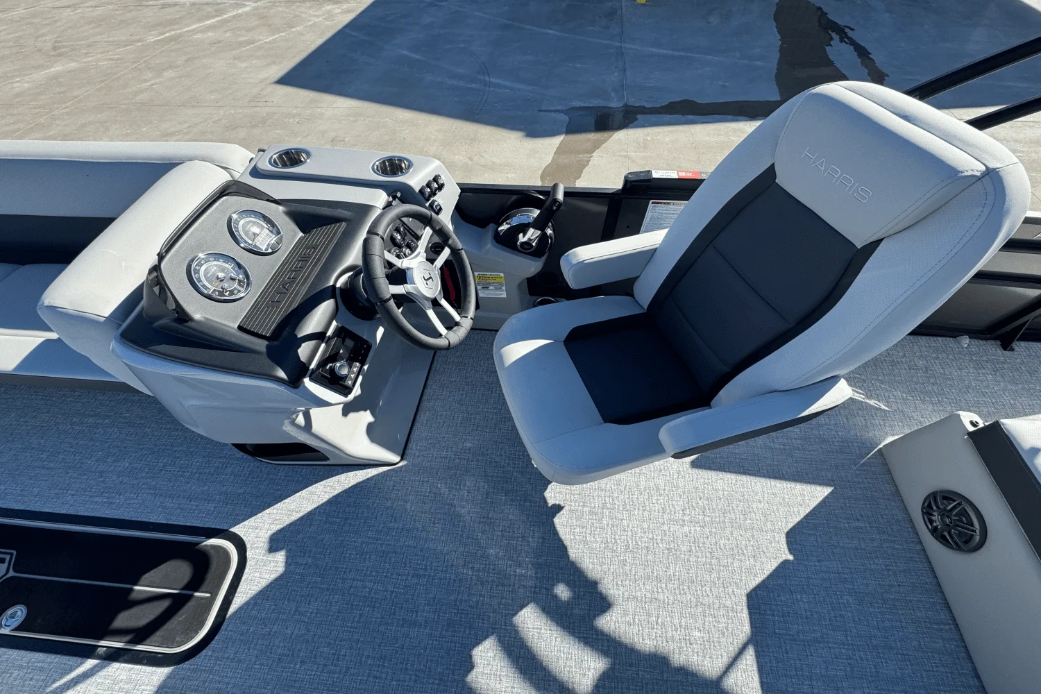 2025 Harris 250 Cruiser Image Thumbnail #6