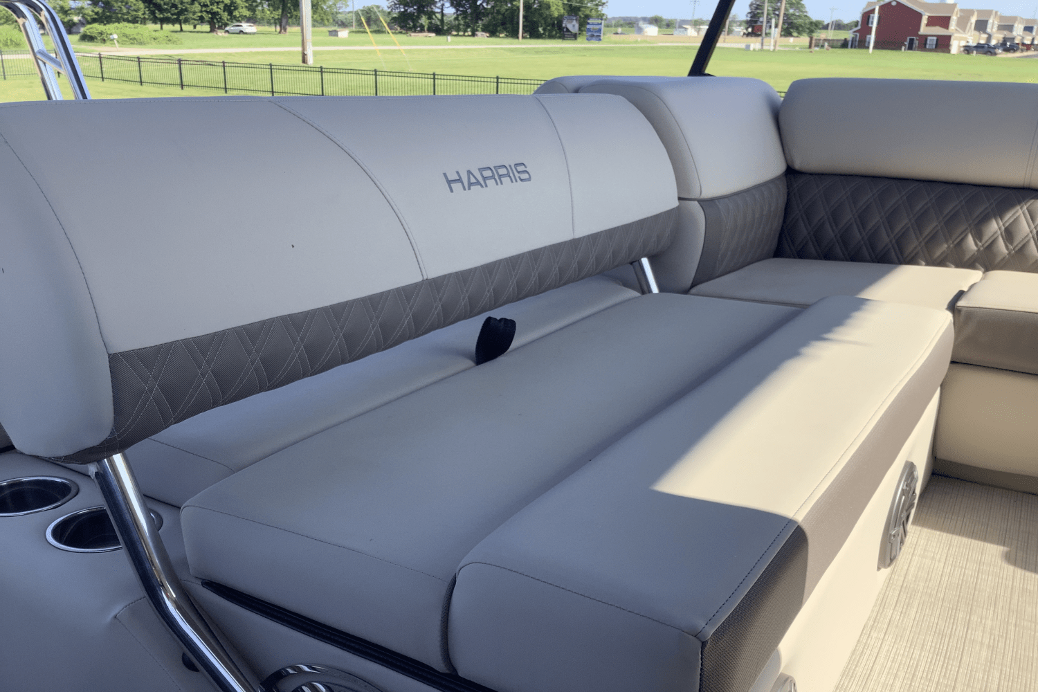 2025 Harris Sunliner 250 Image Thumbnail #12