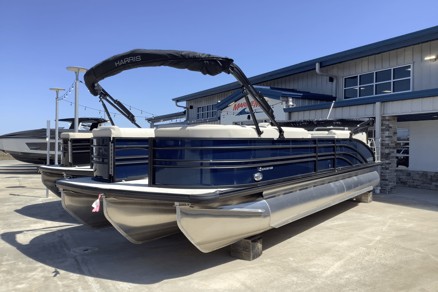 2025 Harris Sunliner 250 Image Thumbnail #0