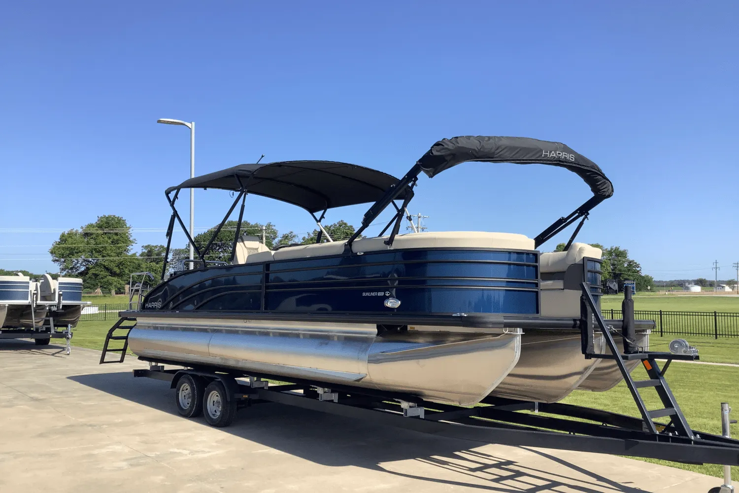 2025 Harris 250 Sunliner