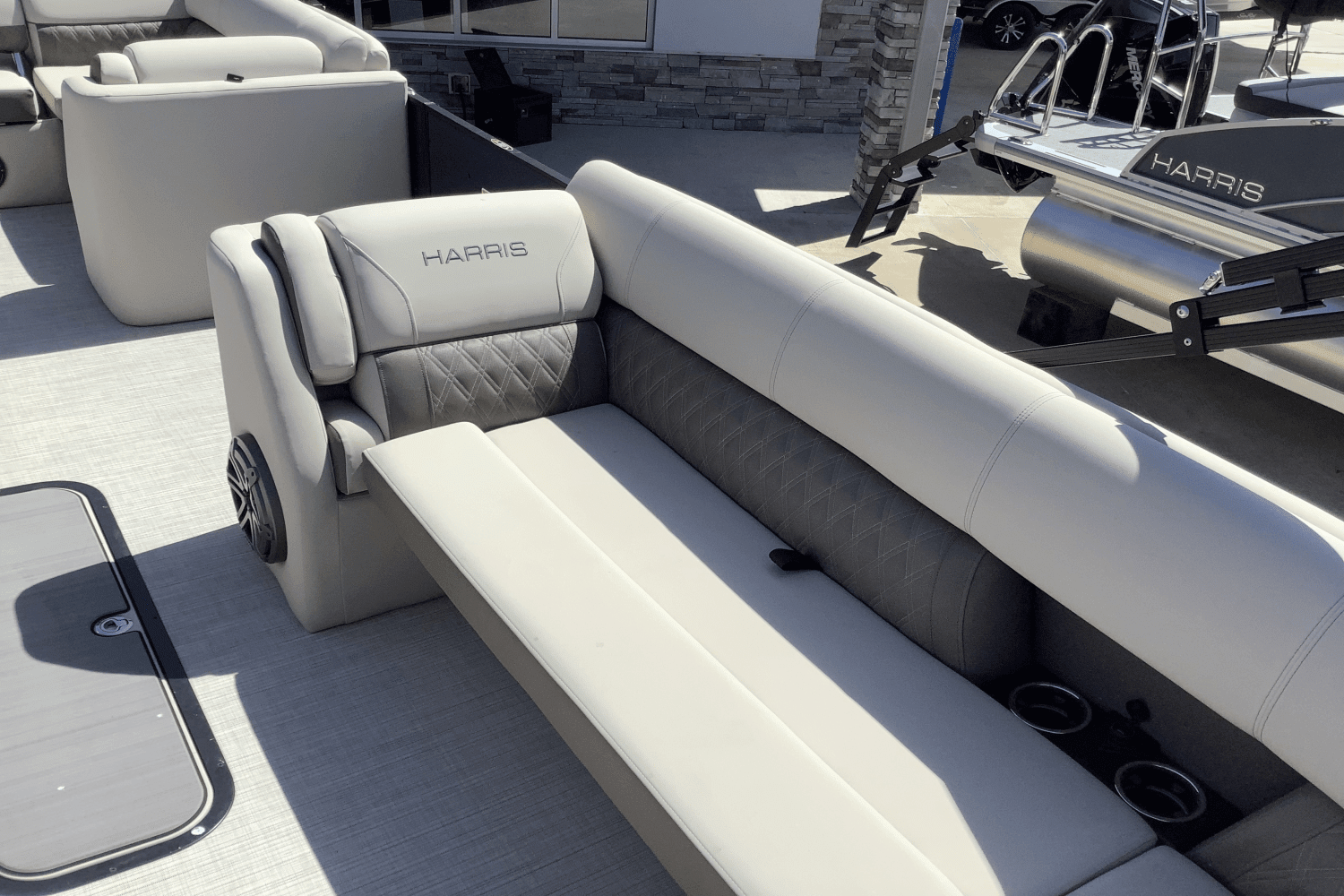 2025 Harris Sunliner 250 Image Thumbnail #8