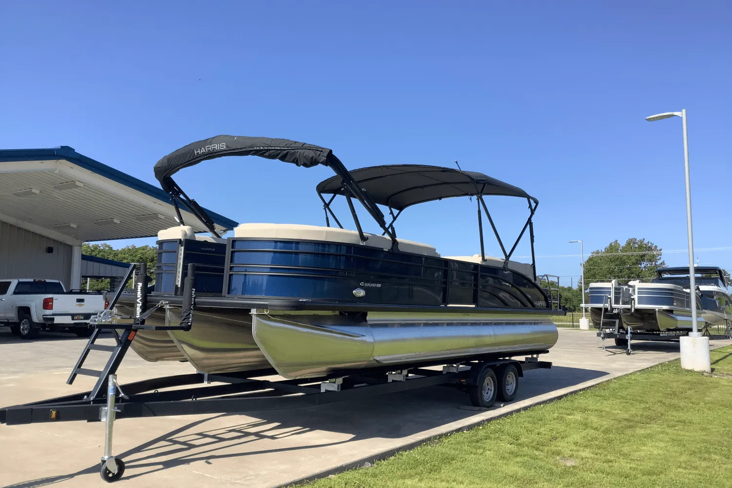 2025 Harris 250 Sunliner Image Thumbnail #2