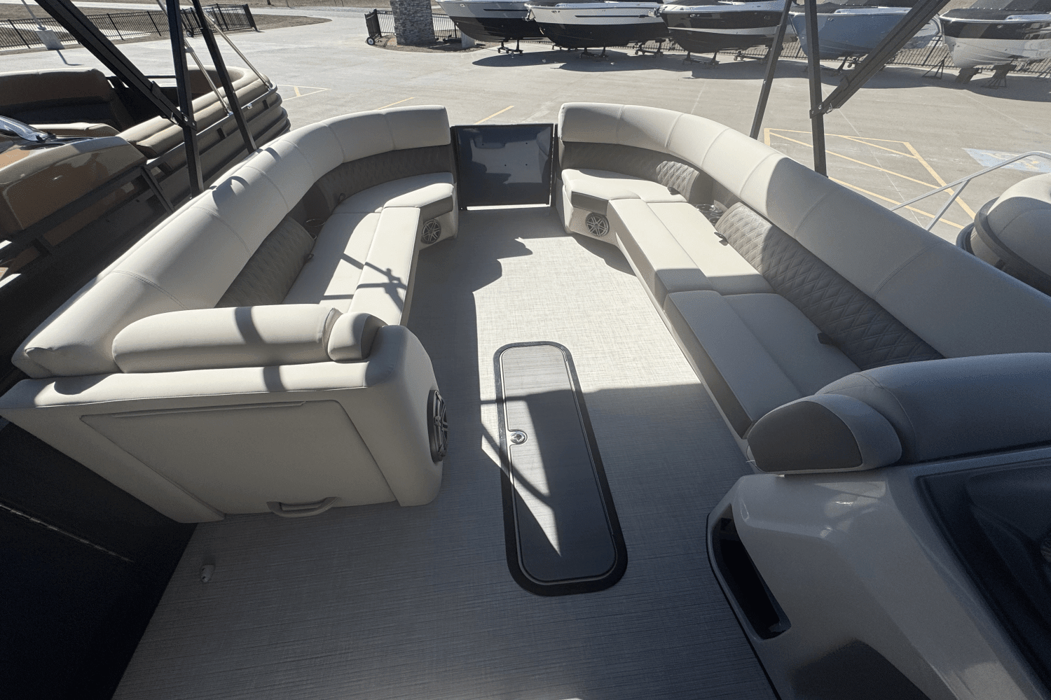2025 Harris Sunliner 250 Image Thumbnail #11
