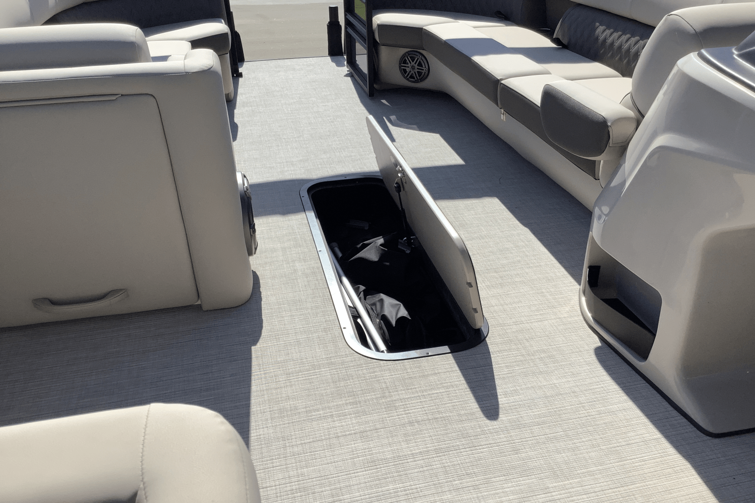 2025 Harris Sunliner 250 Image Thumbnail #33
