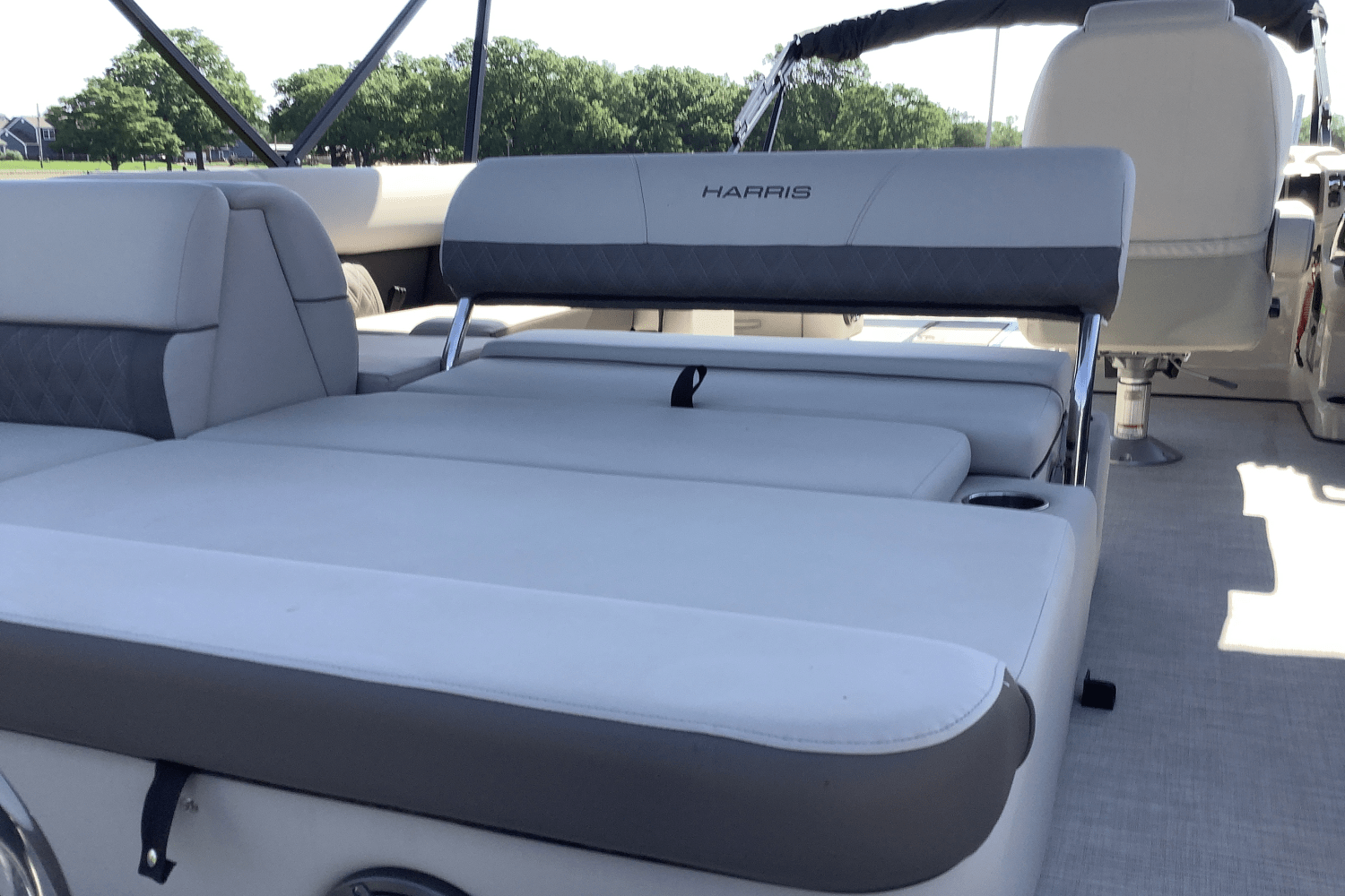2025 Harris Sunliner 250 Image Thumbnail #31