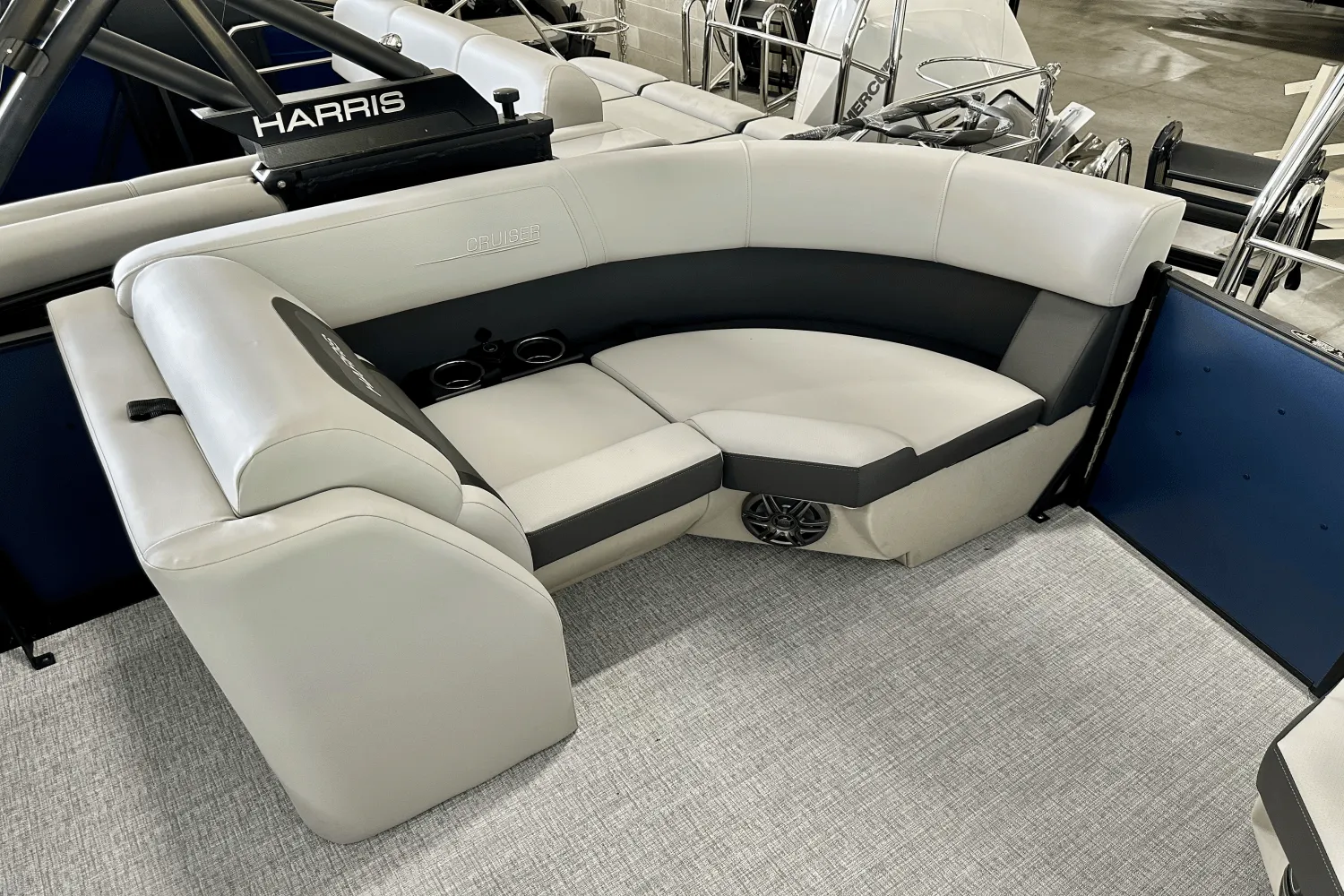 2025 Harris 230 Cruiser Image Thumbnail #20