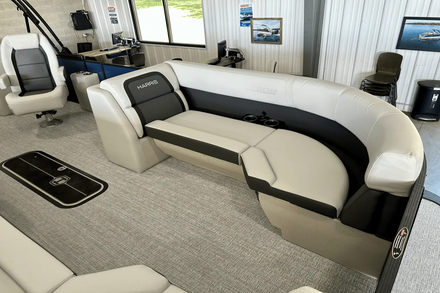 2025 Harris 230 Cruiser Image Thumbnail #10