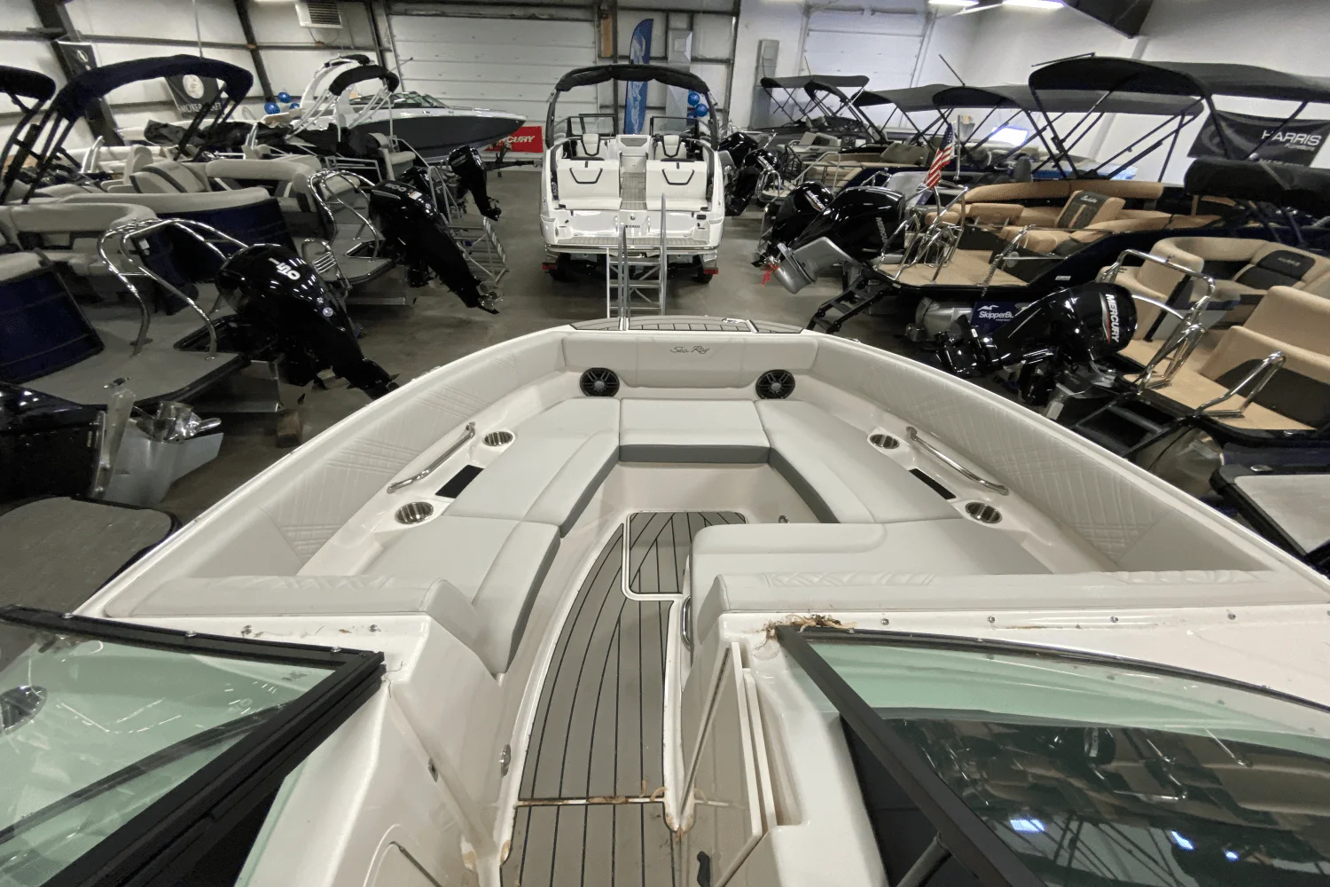 2025 Sea Ray 250 SDX Image Thumbnail #17