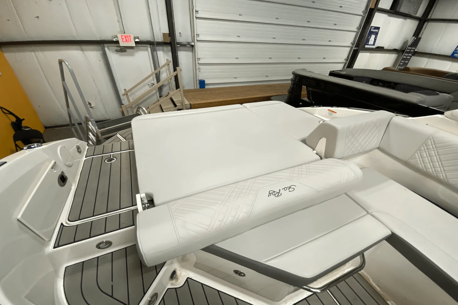 2025 Sea Ray 250 SDX Image Thumbnail #27