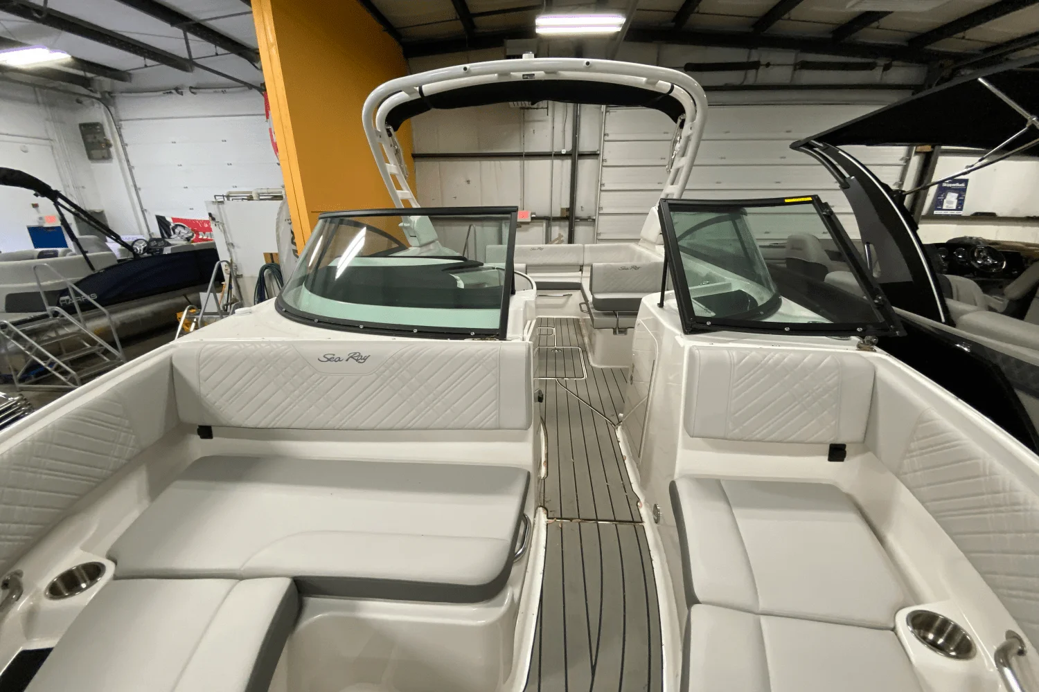 2025 Sea Ray 250 SDX Image Thumbnail #20