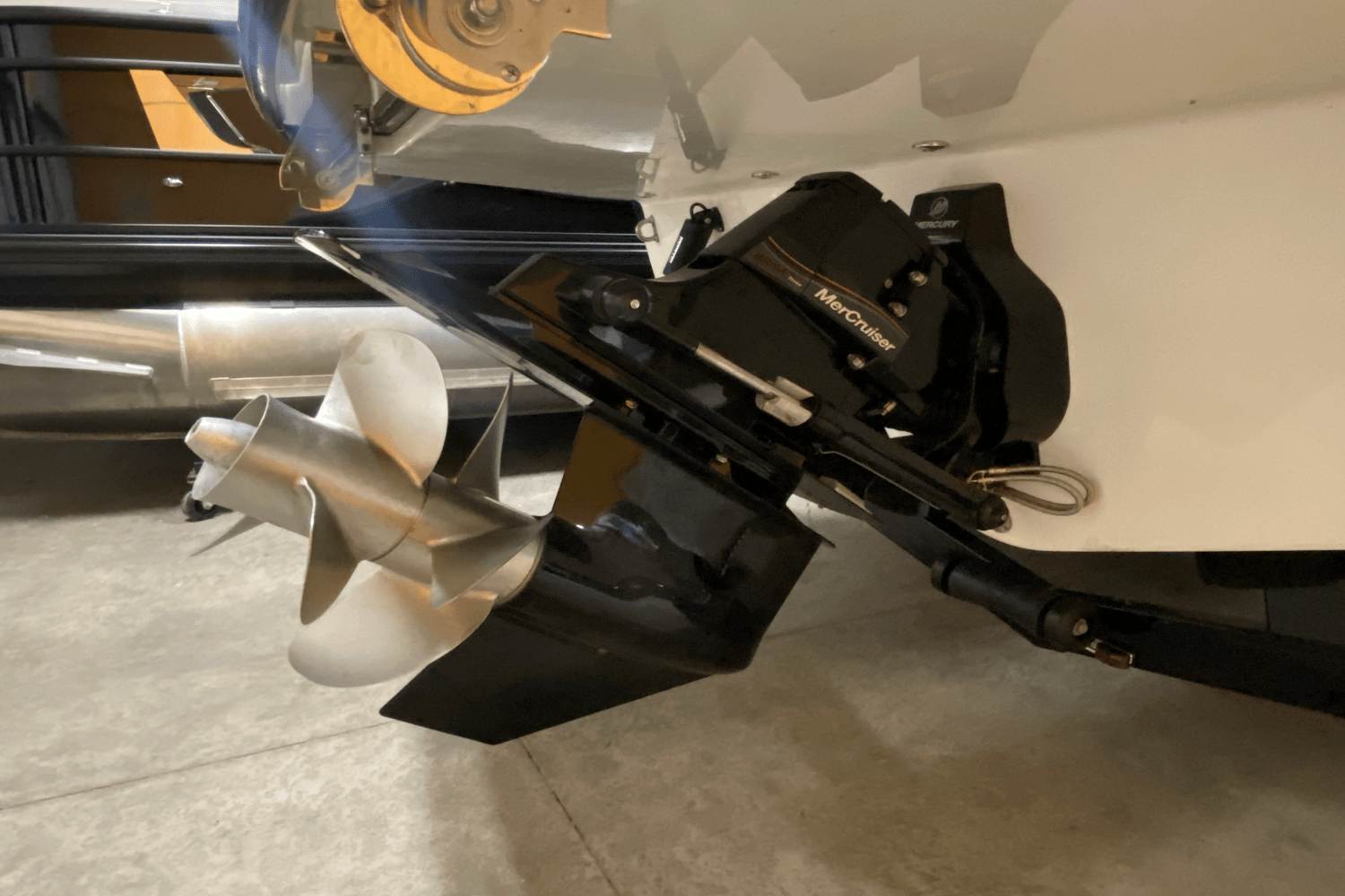 2025 Sea Ray 250 SDX Image Thumbnail #2