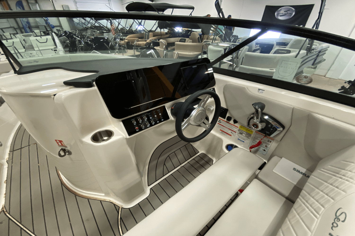 2025 Sea Ray 250 SDX Image Thumbnail #9