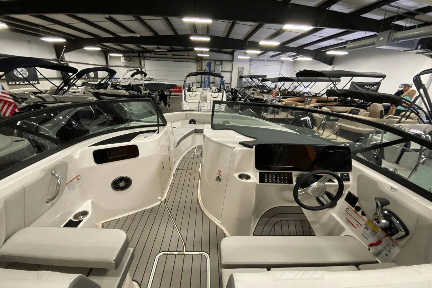 2025 Sea Ray 250 SDX Image Thumbnail #13