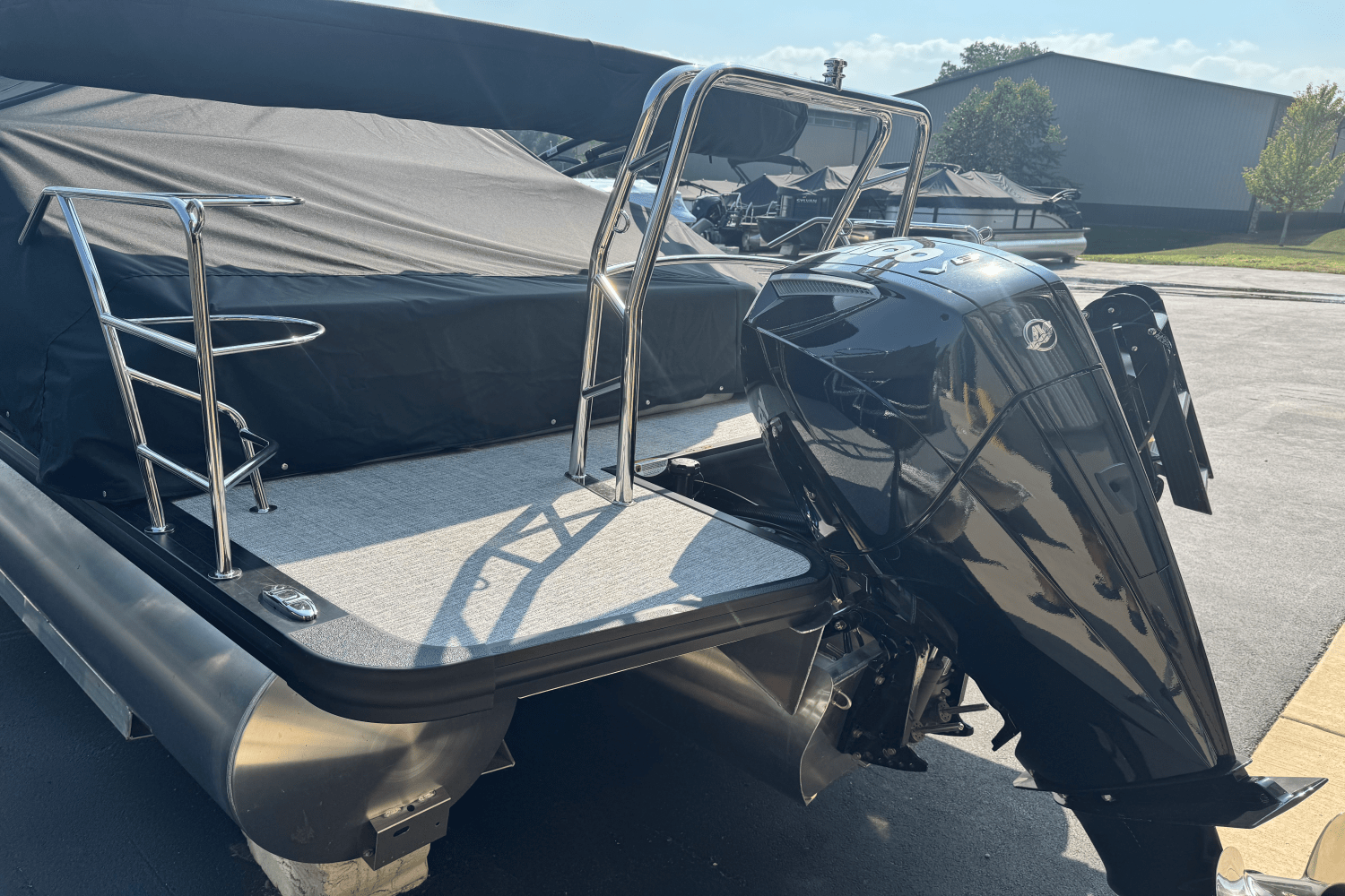 2025 Harris 230 Cruiser Image Thumbnail #3