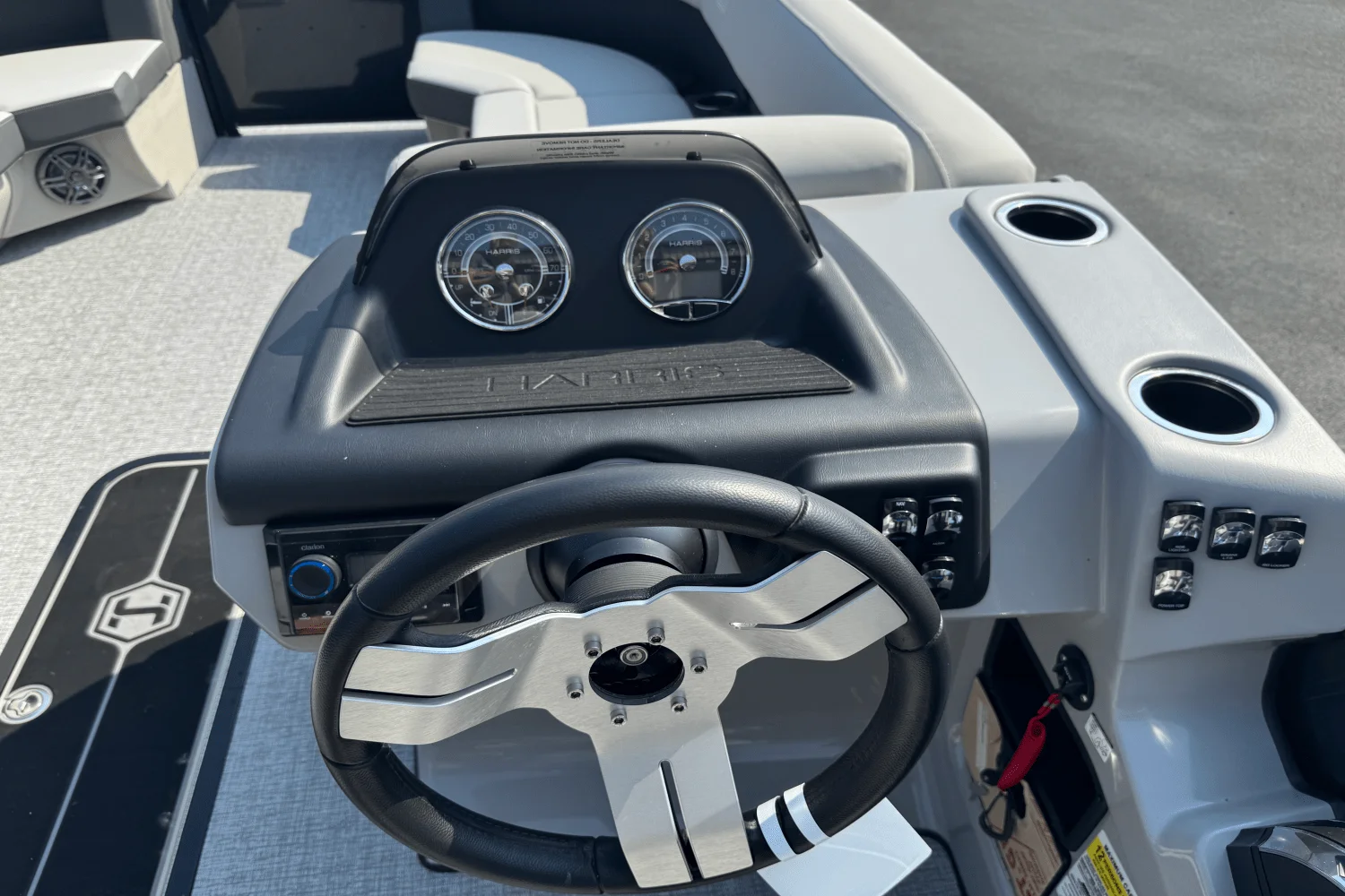 2025 Harris 230 Cruiser Image Thumbnail #12