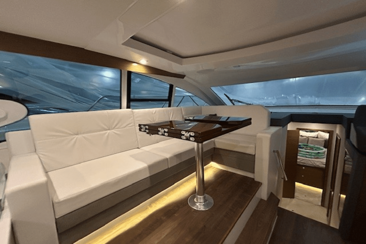 2019 Cruisers Yachts
                                                             46 CANTIUS Image Thumbnail #6