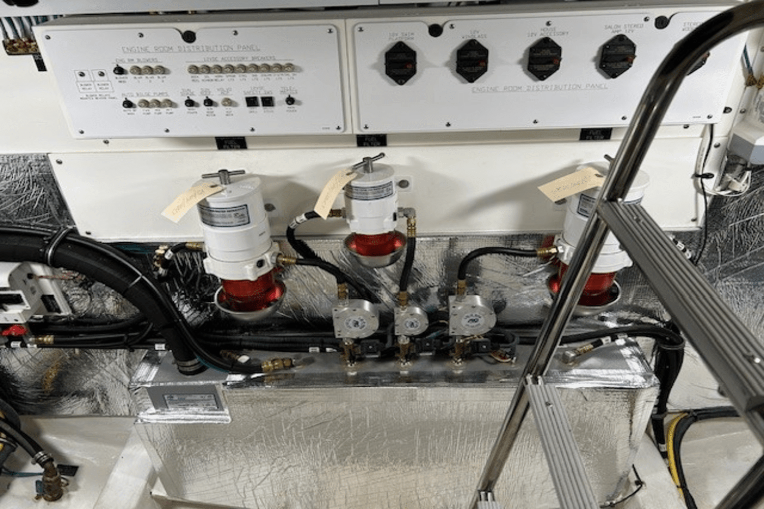 2019 Cruisers Yachts
                                                             46 CANTIUS Image Thumbnail #36