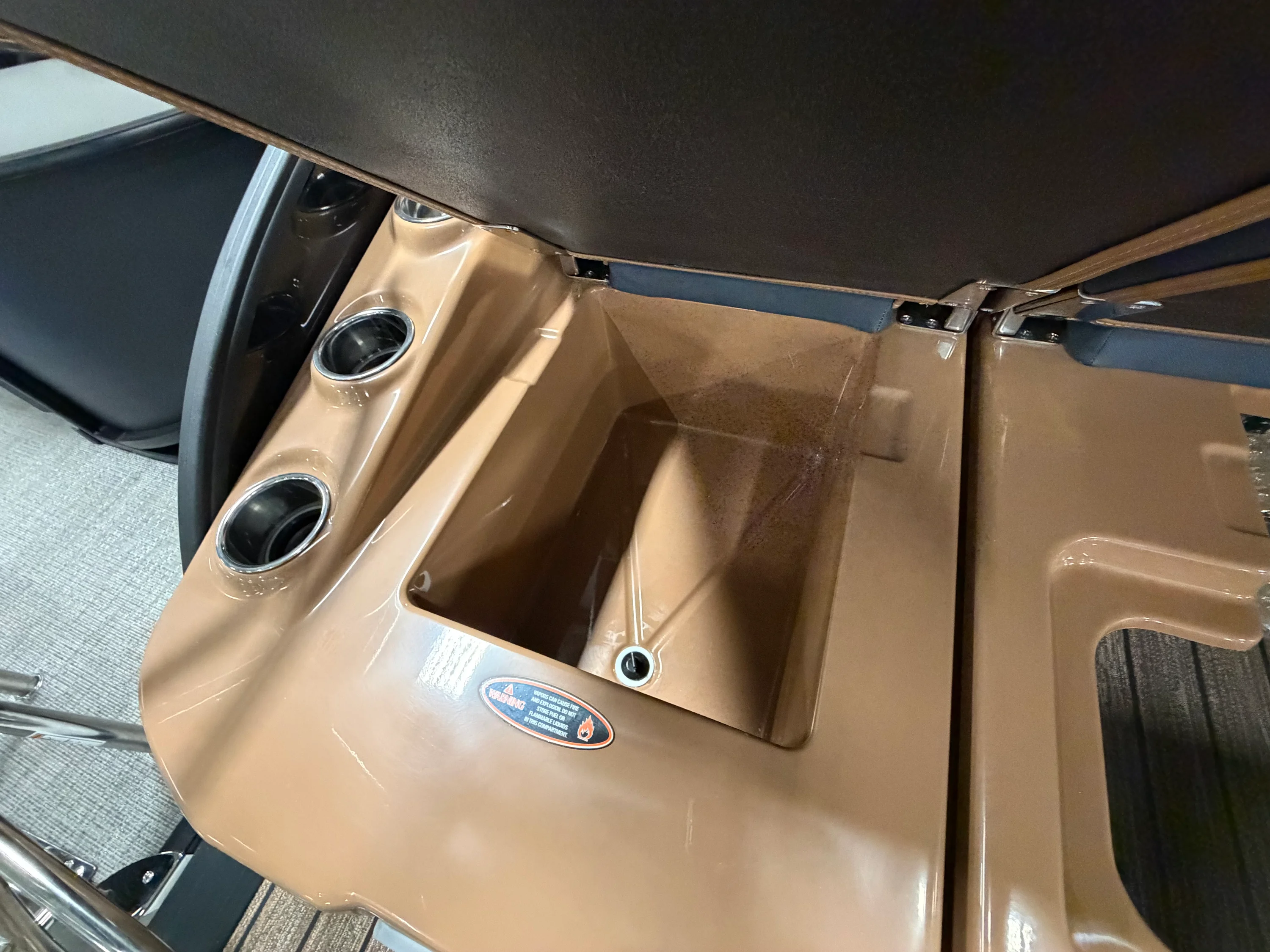 2025 Harris Grand Mariner 250 Image Thumbnail #26