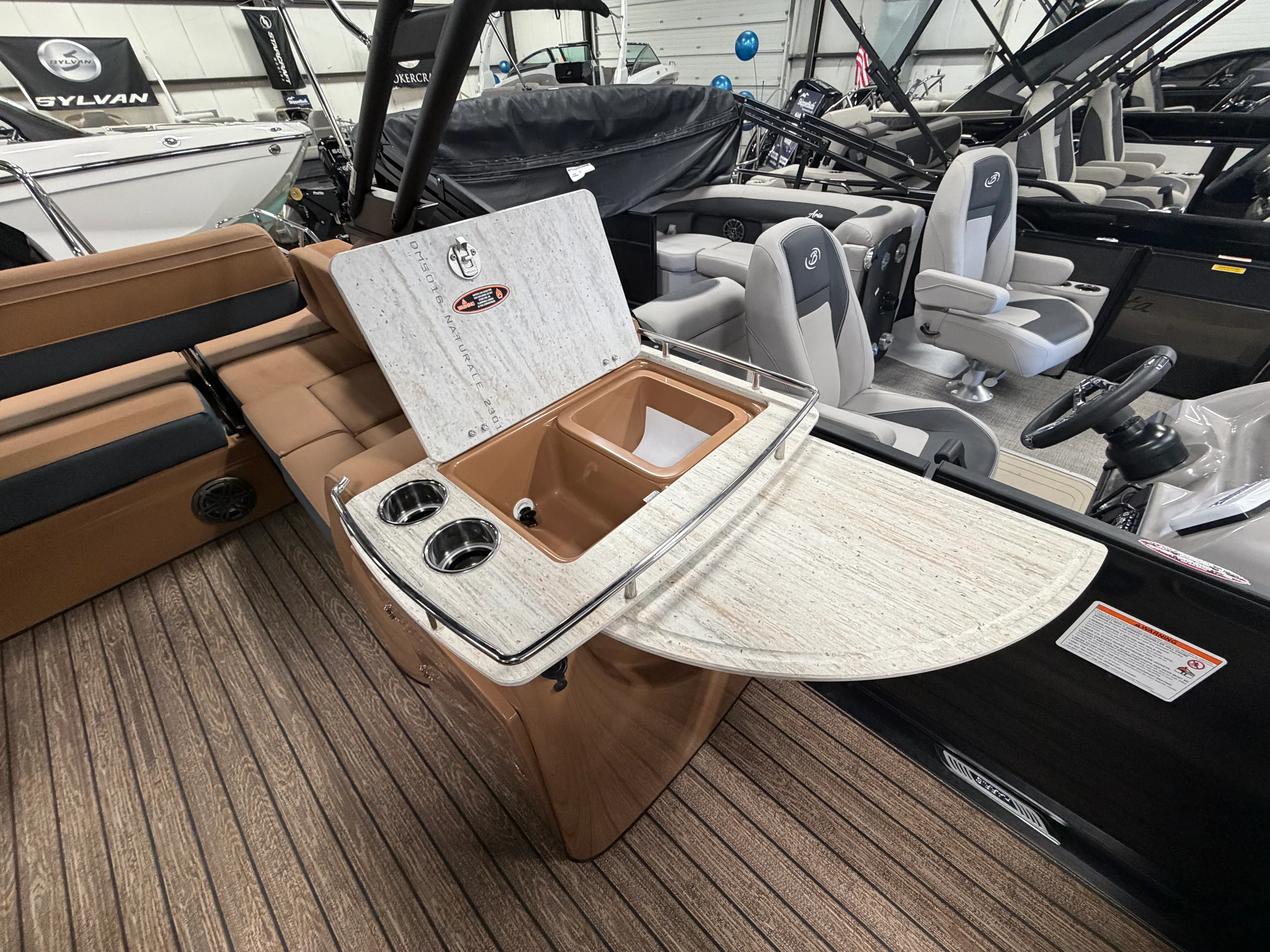 2025 Harris Grand Mariner 250 Image Thumbnail #9