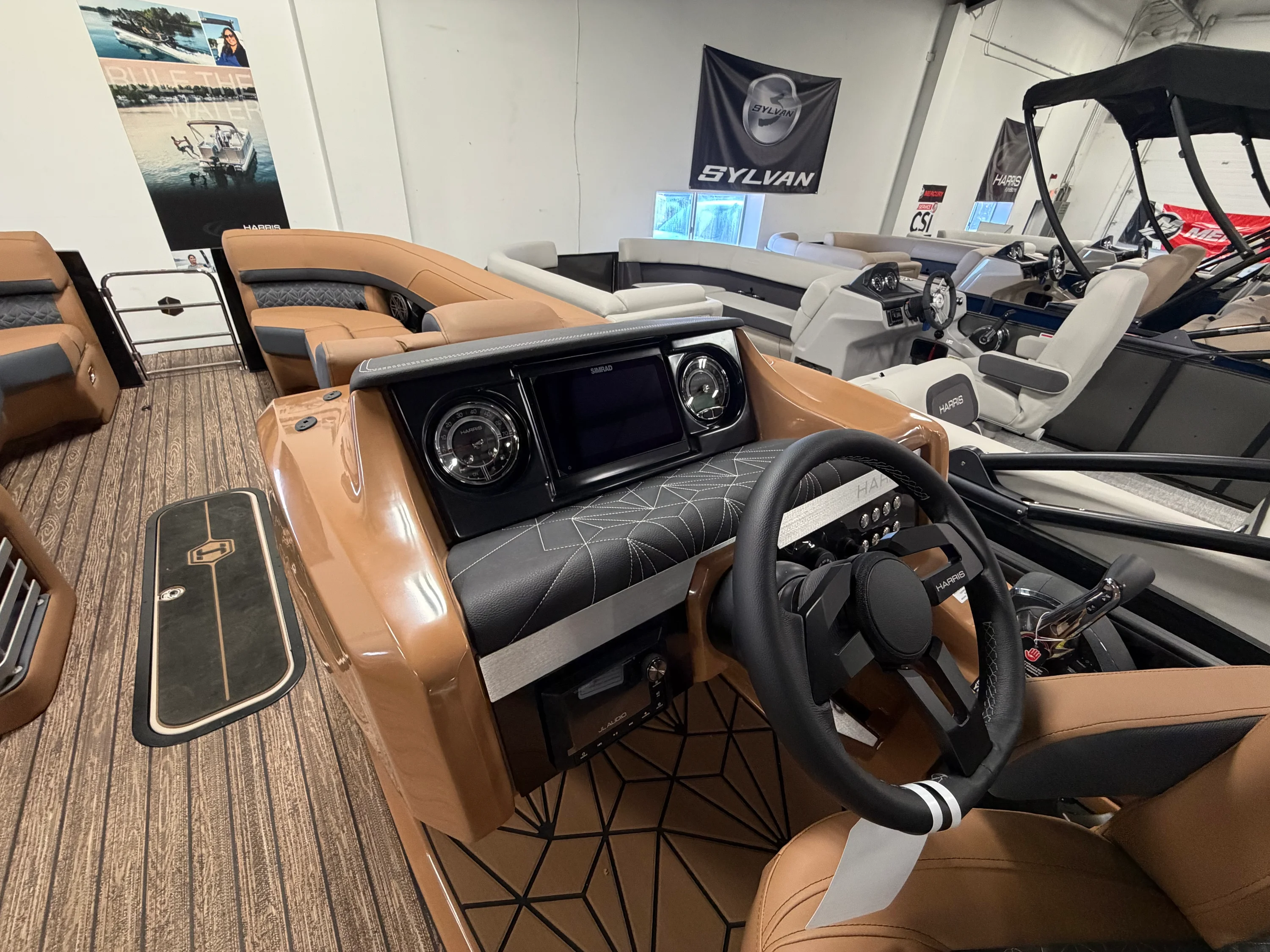 2025 Harris Grand Mariner 250 Image Thumbnail #12