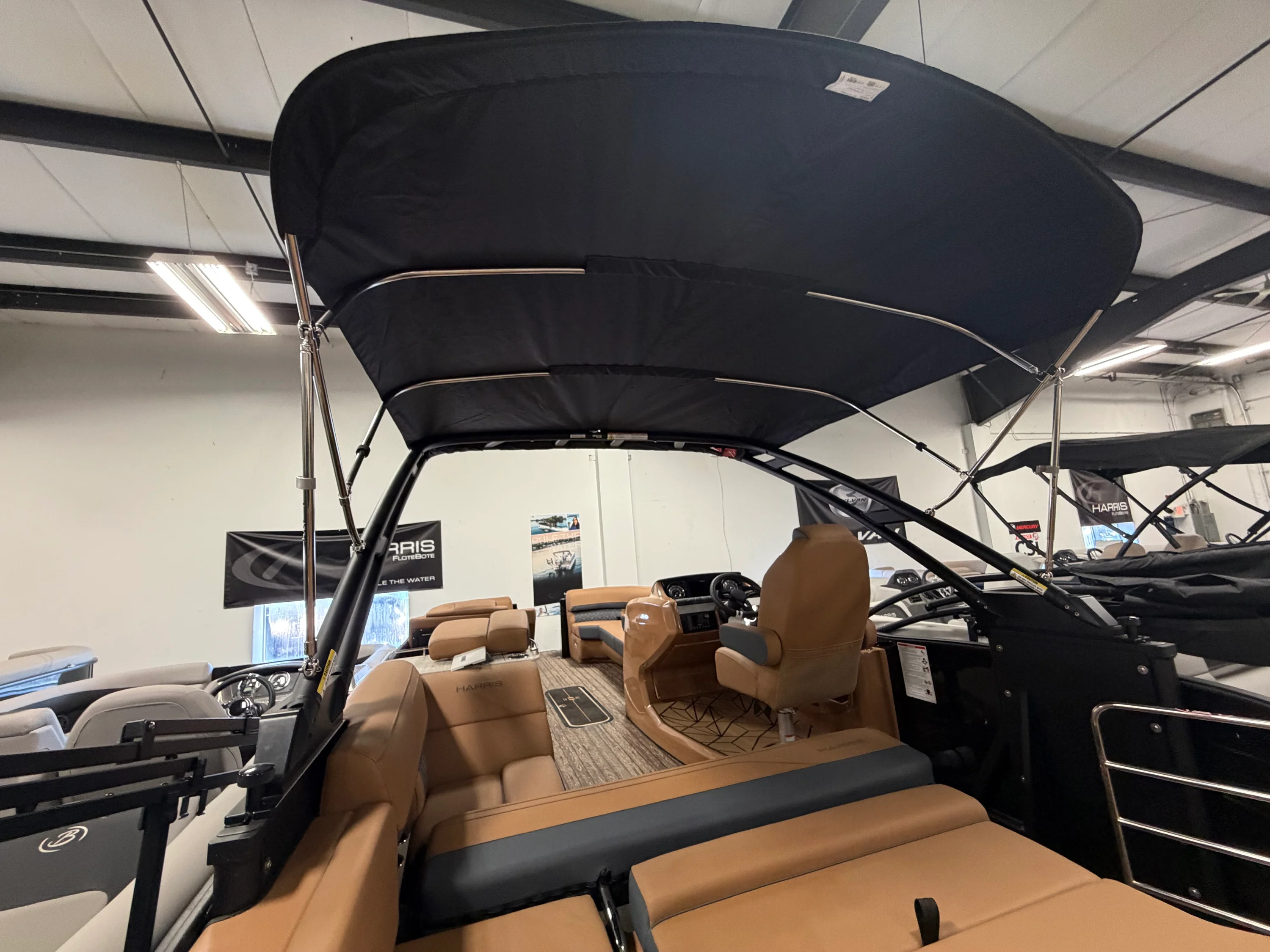 2025 Harris Grand Mariner 250 Image Thumbnail #28