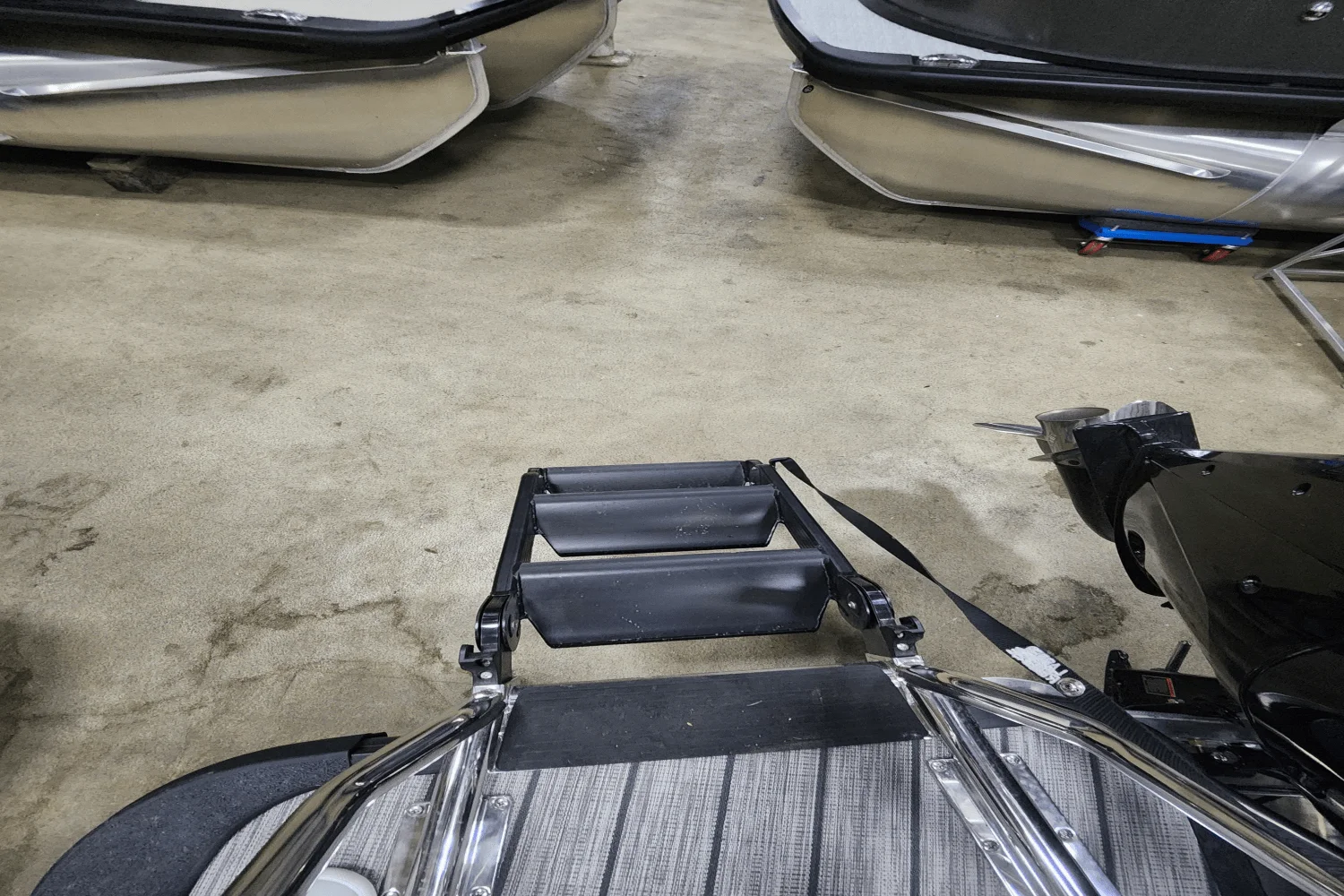 2025 Harris 230 Solstice Image Thumbnail #9